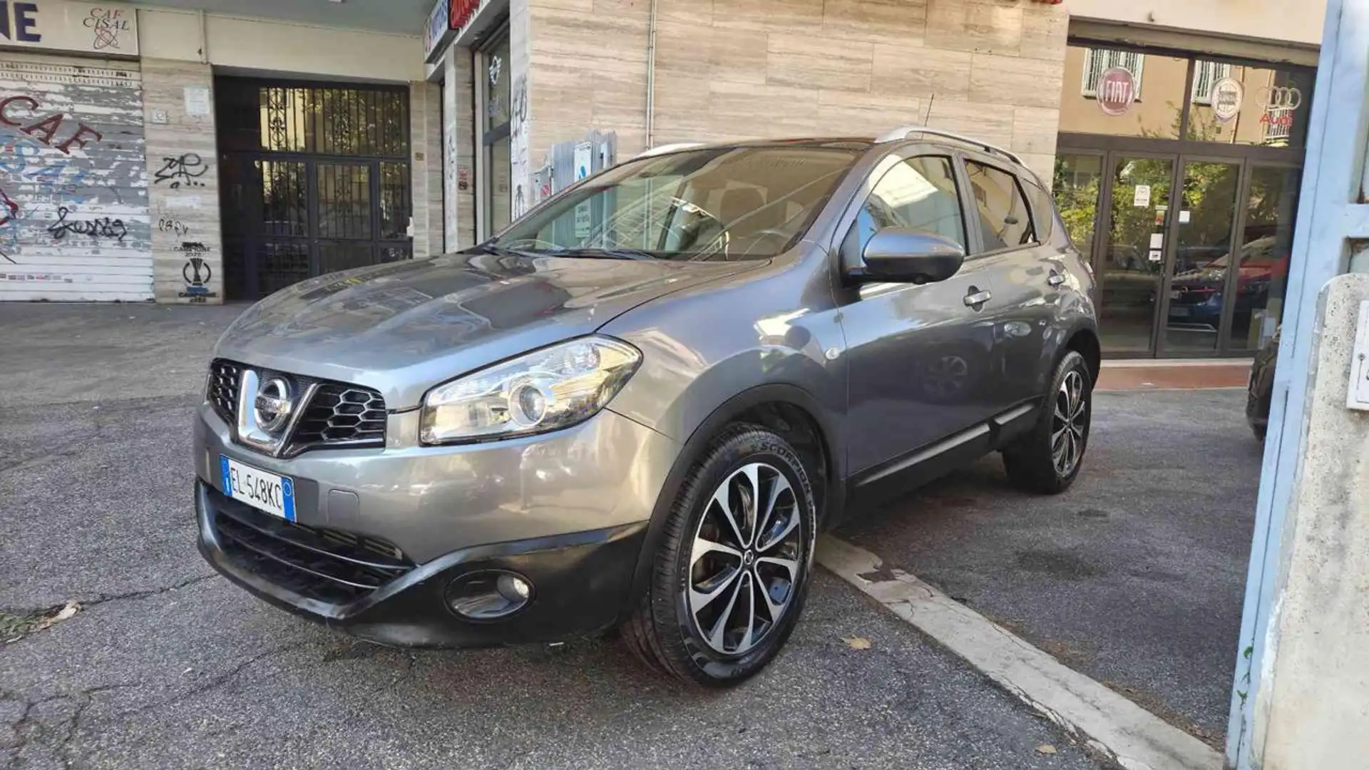 Nissan Qashqai 2.0 dCi 4WD aut. Tekna Grigio - 1