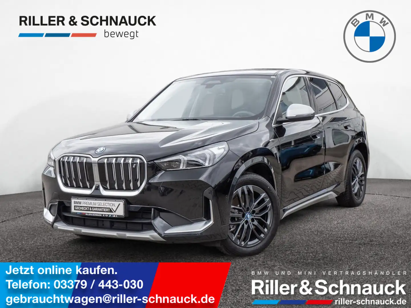 BMW iX1 xDrive 30 X-Line PDC 360° HUD ACC MEMORY Schwarz - 1