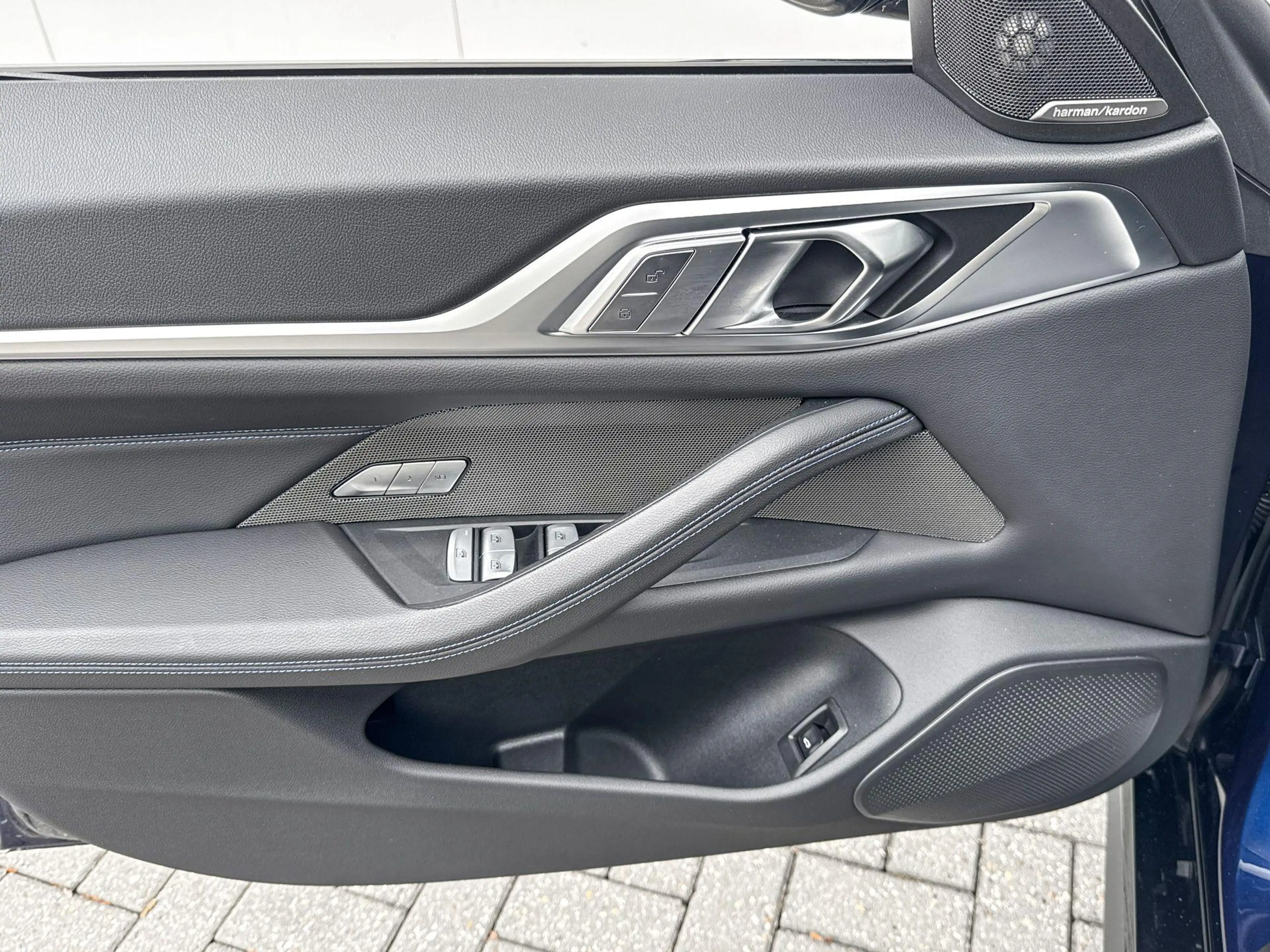BMW i4 M60 |  Innovation Pack | Panoramadak | Active Crui — photo 22