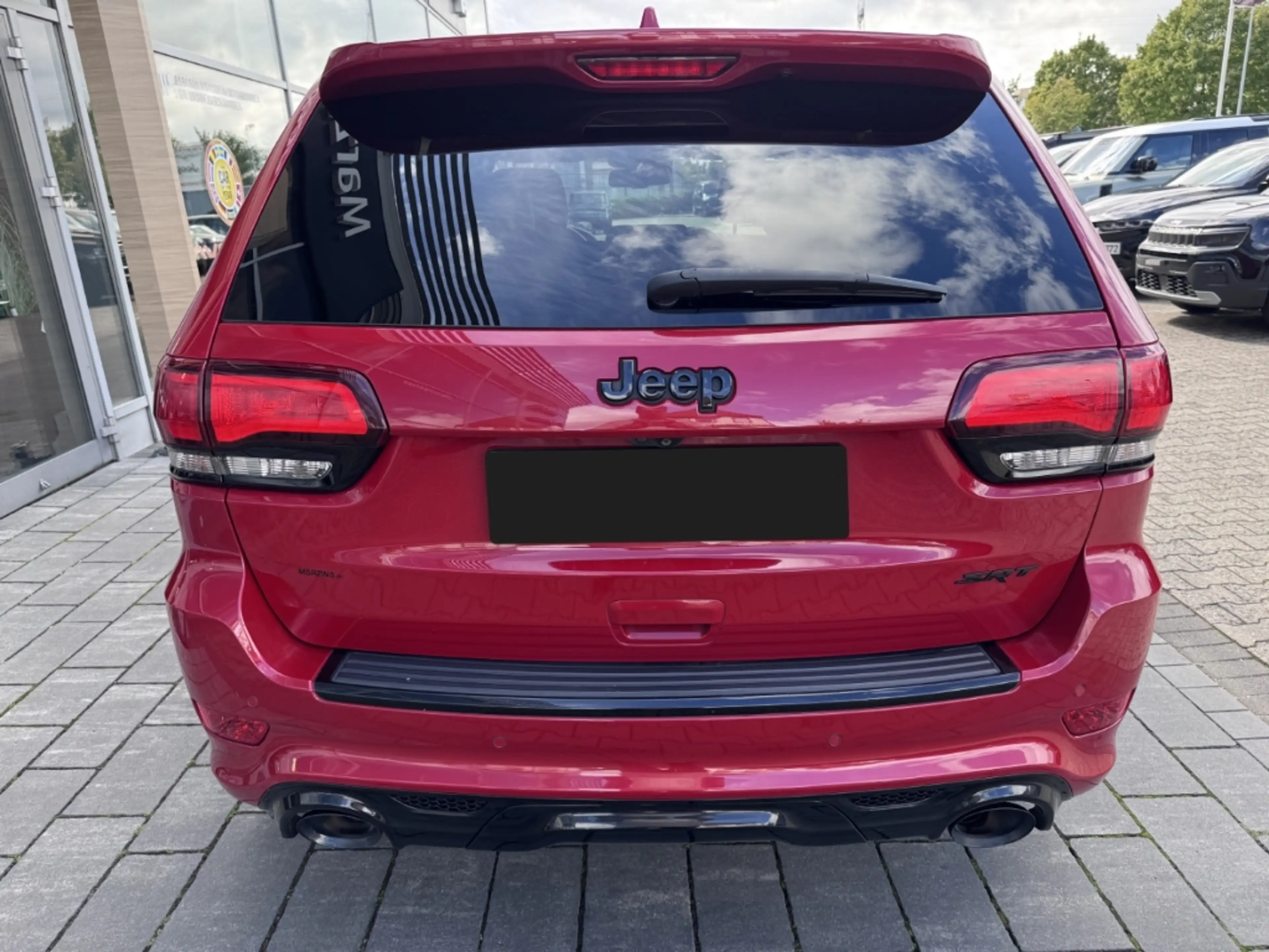 Jeep Grand Cherokee 6.4 V8 HEMI SRT 20 Zoll El. Panodach Navi Memory S — photo 7