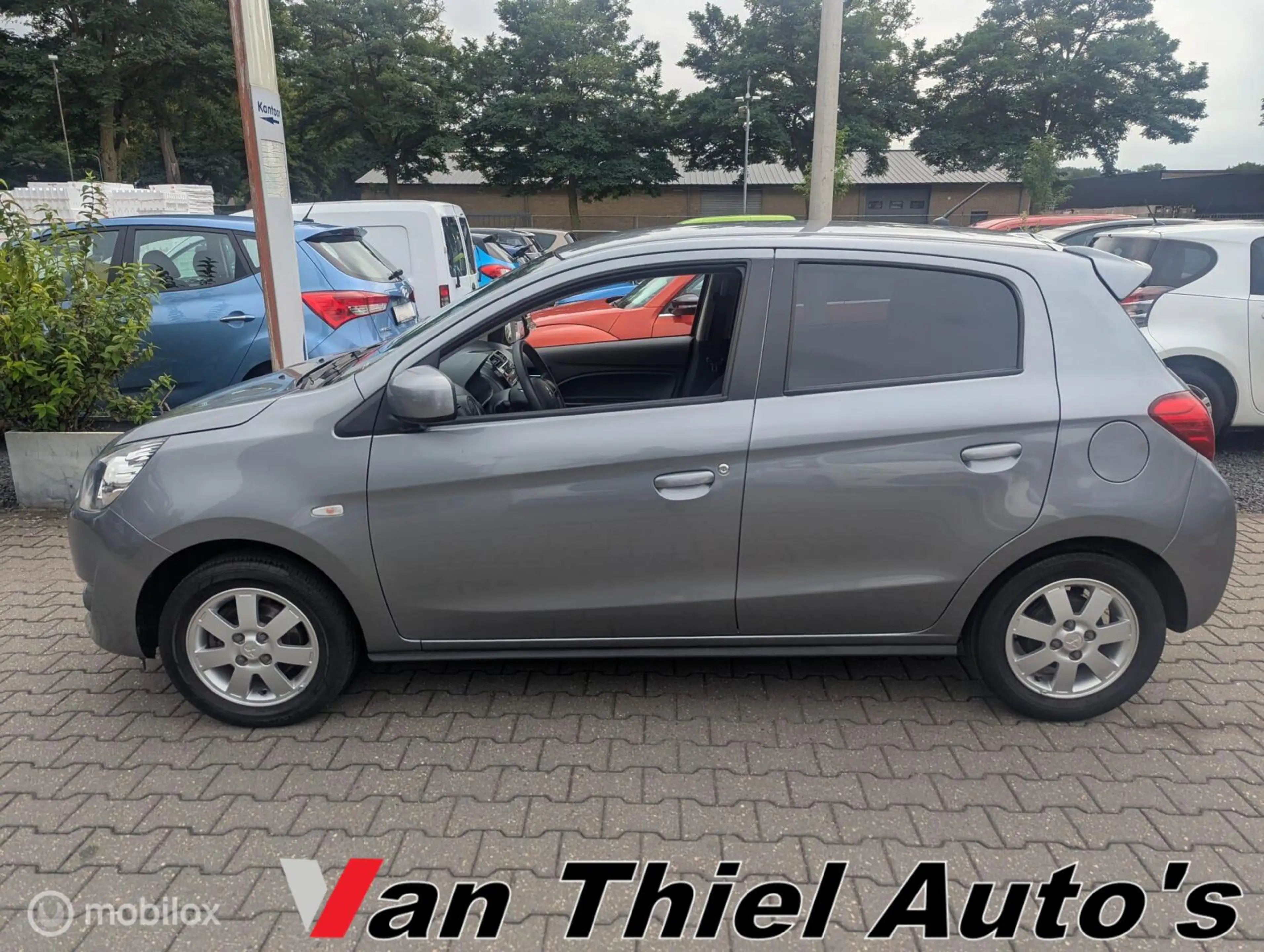 Mitsubishi Space Star 1.2 Intense — photo 11