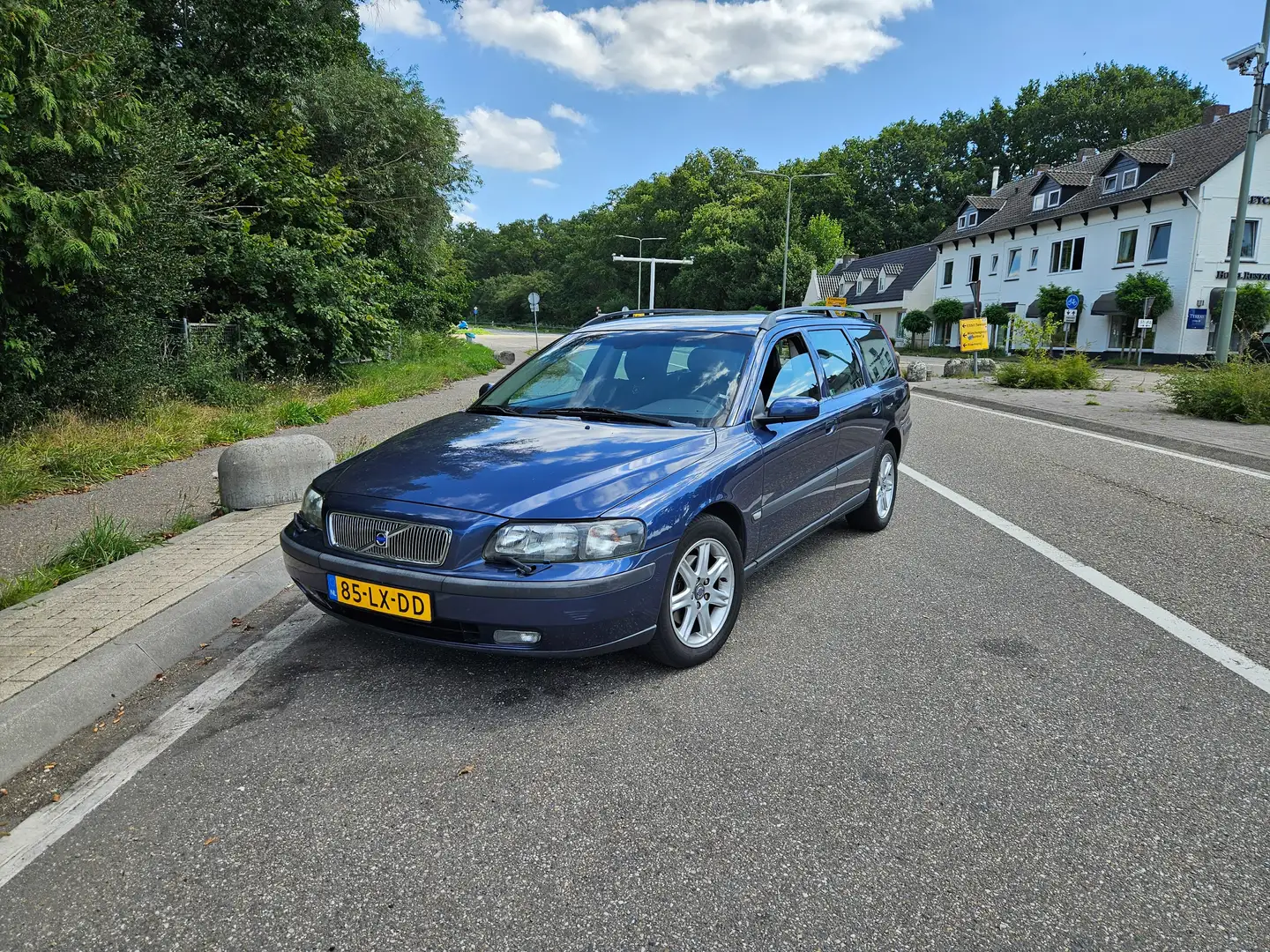 Volvo V70 V70 2.4 Comfort Line Modrá - 1