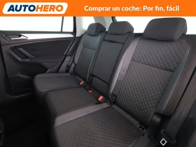 Volkswagen Tiguan view 15