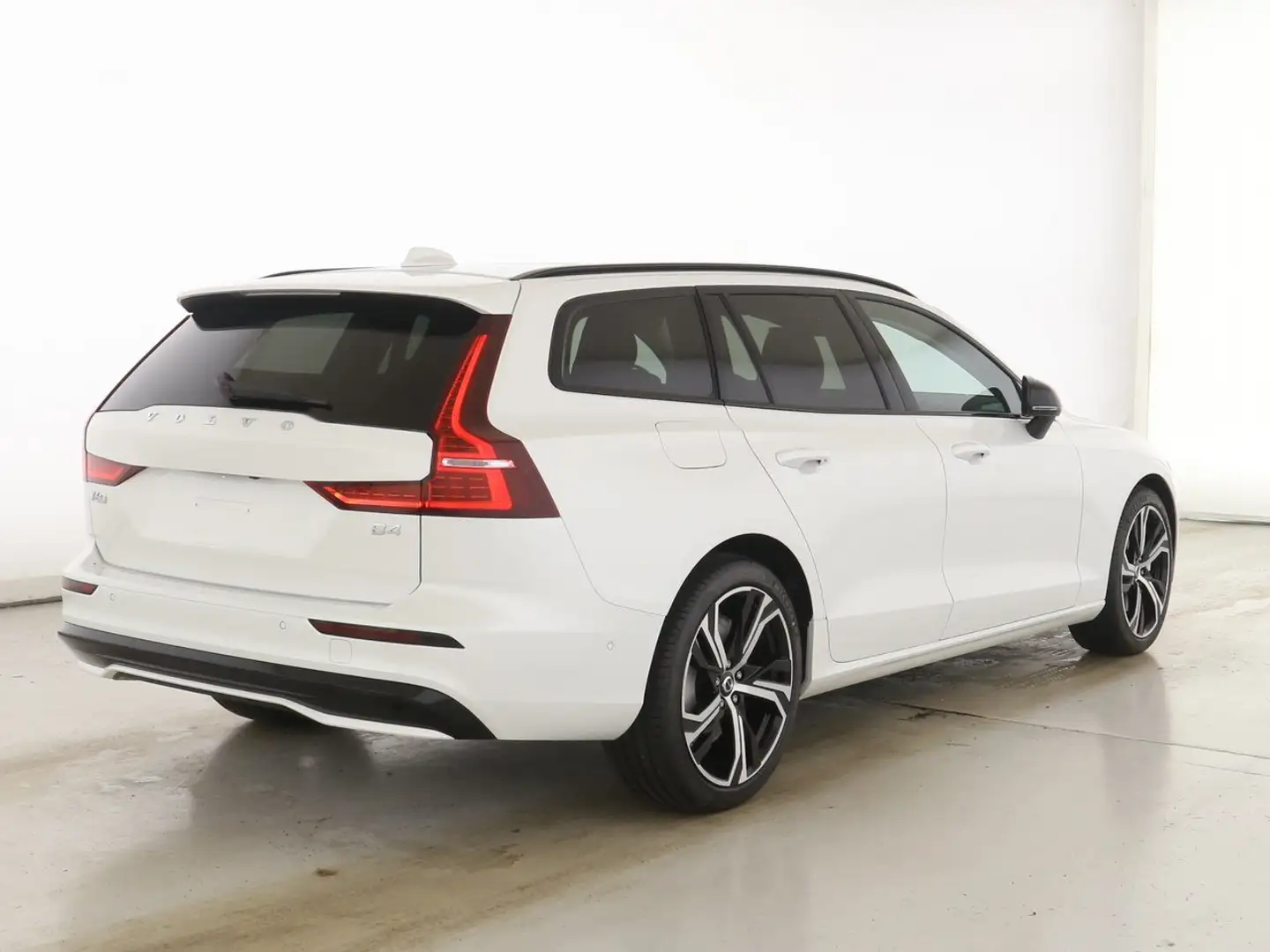 Volvo V60 B4 Benzin Plus Dark 19"+PANO+VOLL-LED+360° Bianco - 2