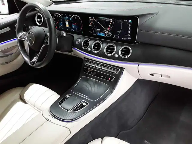 Mercedes-Benz E-Class view 9