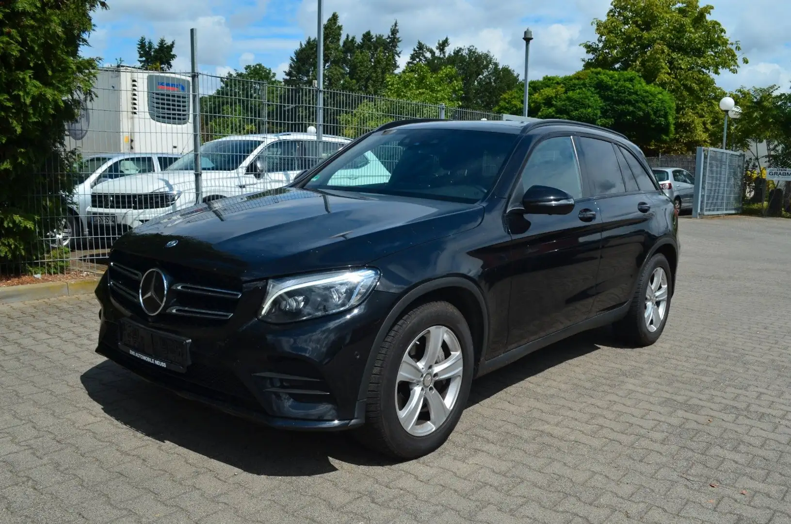 Mercedes-Benz GLC 250 d 4MATIC AMG Line Autom.*PANO*MEMORY*AHK Noir - 1