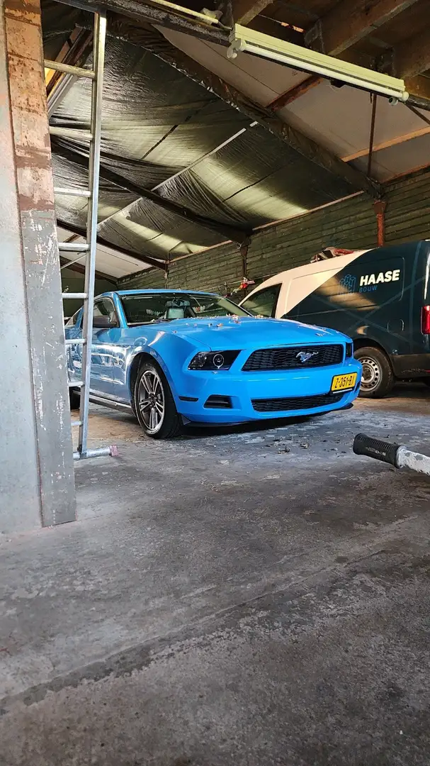 Ford Mustang 4.0 V6 Blauw - 1