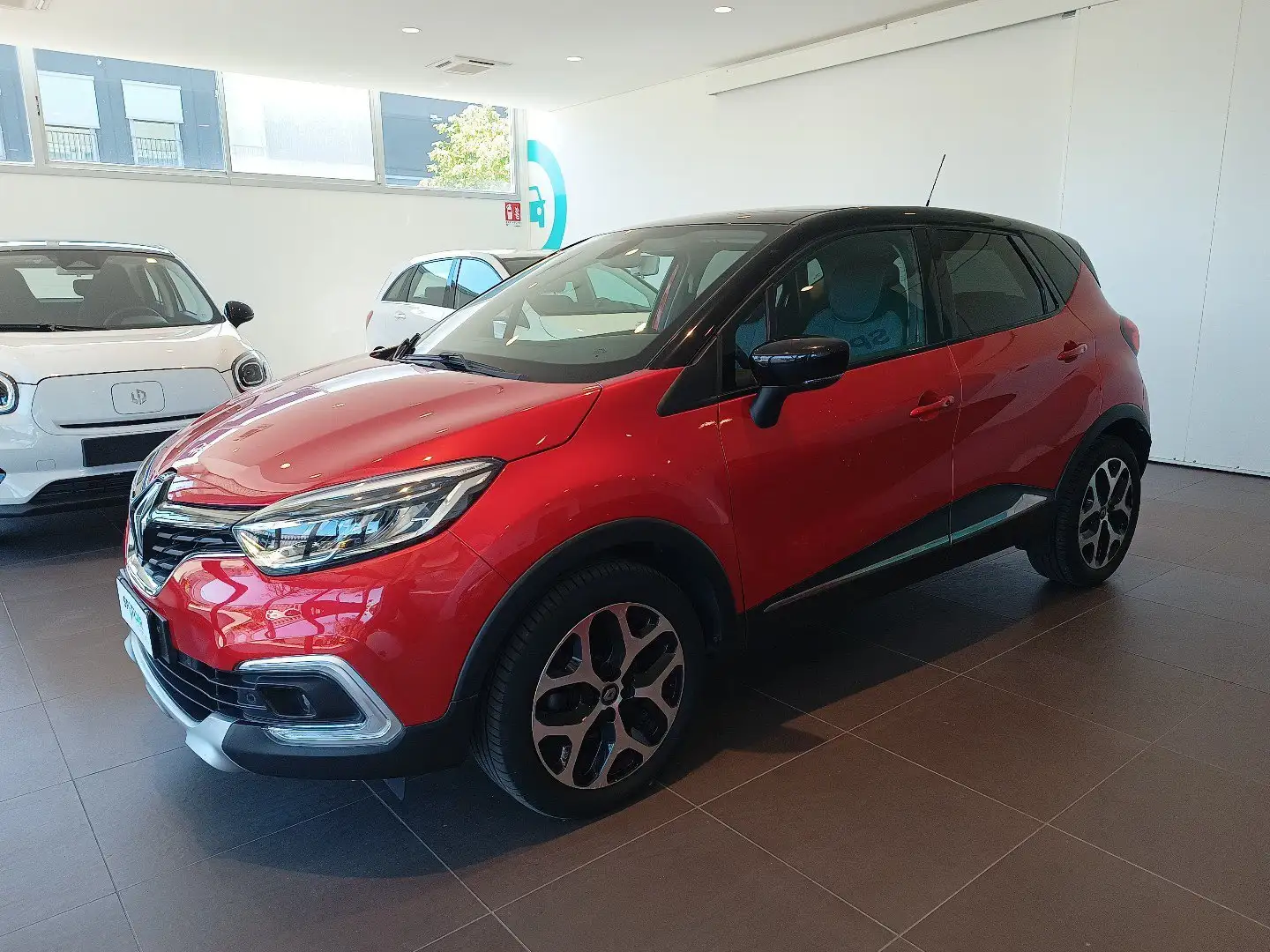Renault Captur 1.5 dci Sport Edition2 90cv Rojo - 1