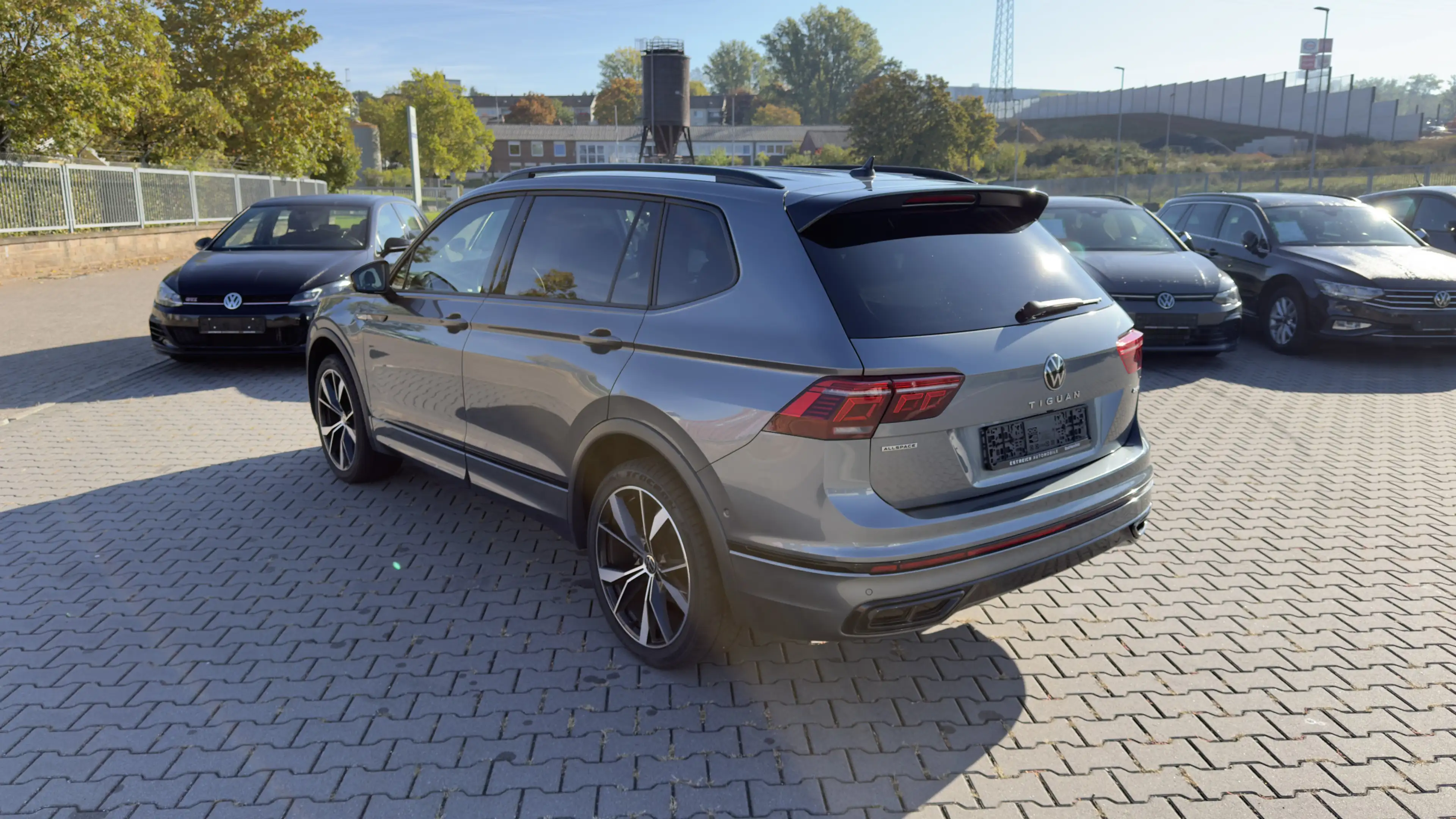 Volkswagen Tiguan Allspace 2.0TDI 2xR-Line 4Mo. HUD H&K 360 — photo 4