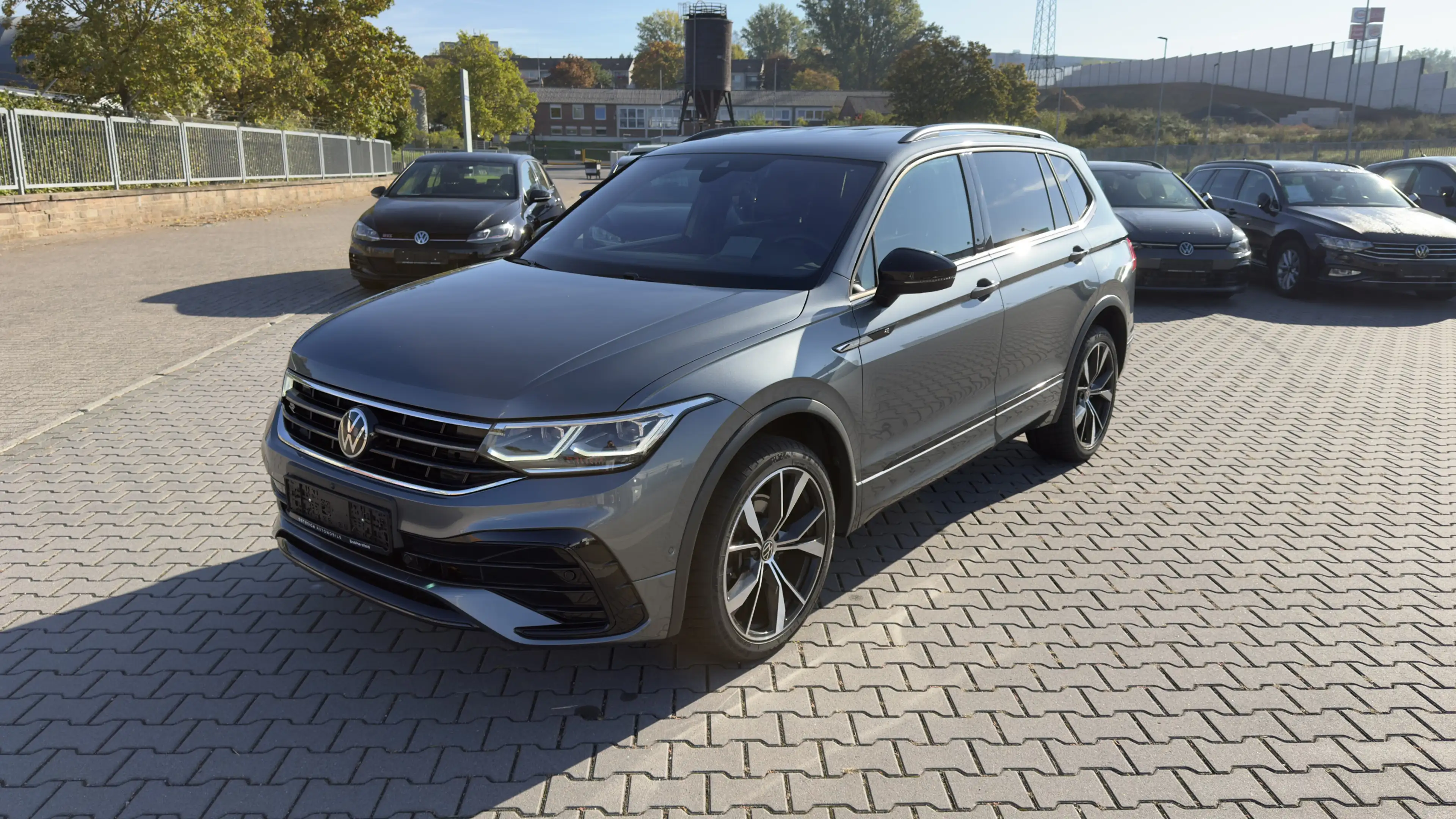 Volkswagen Tiguan Allspace 2.0TDI 2xR-Line 4Mo. HUD H&K 360 — photo 2
