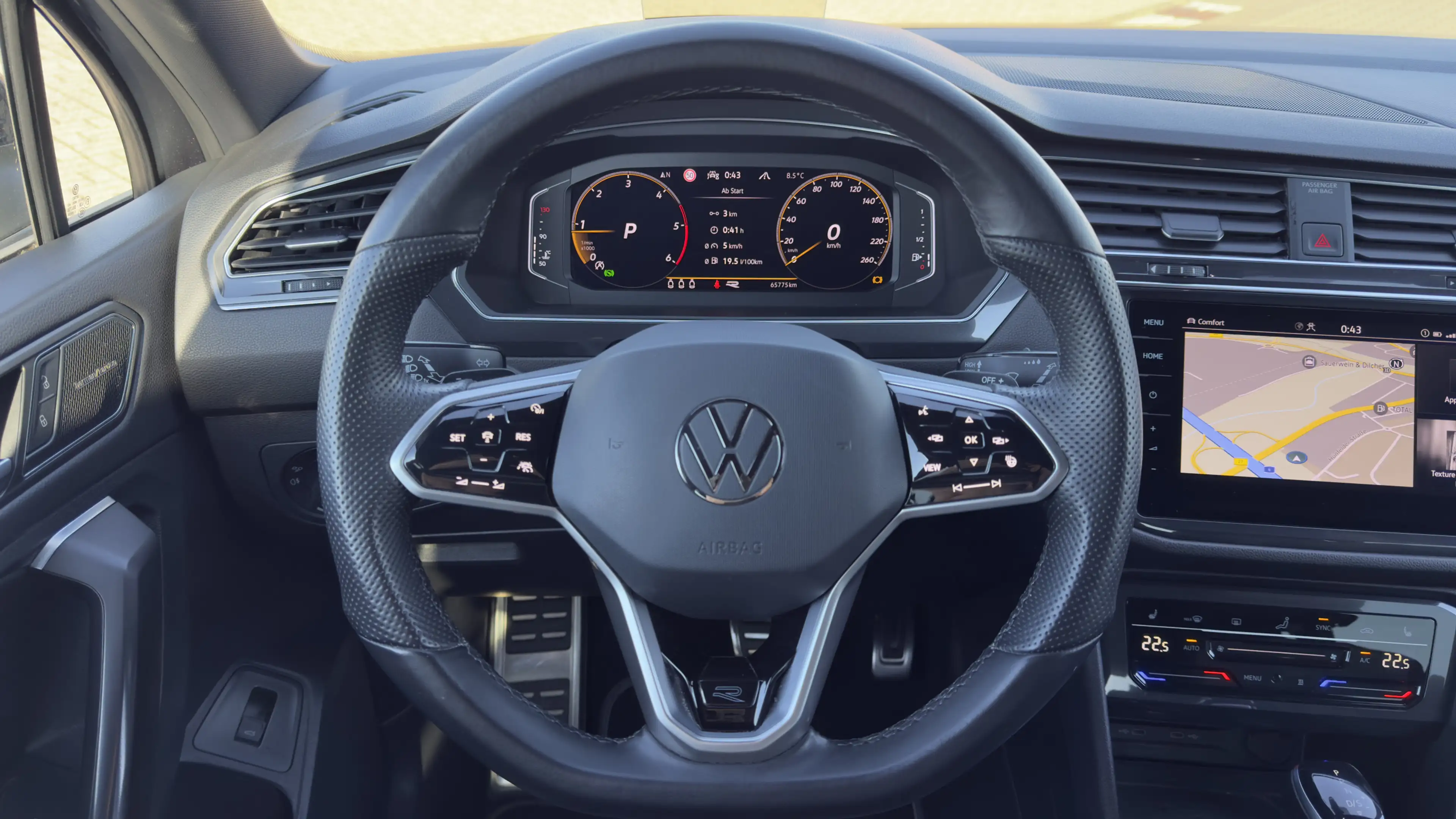 Volkswagen Tiguan Allspace 2.0TDI 2xR-Line 4Mo. HUD H&K 360 — photo 7