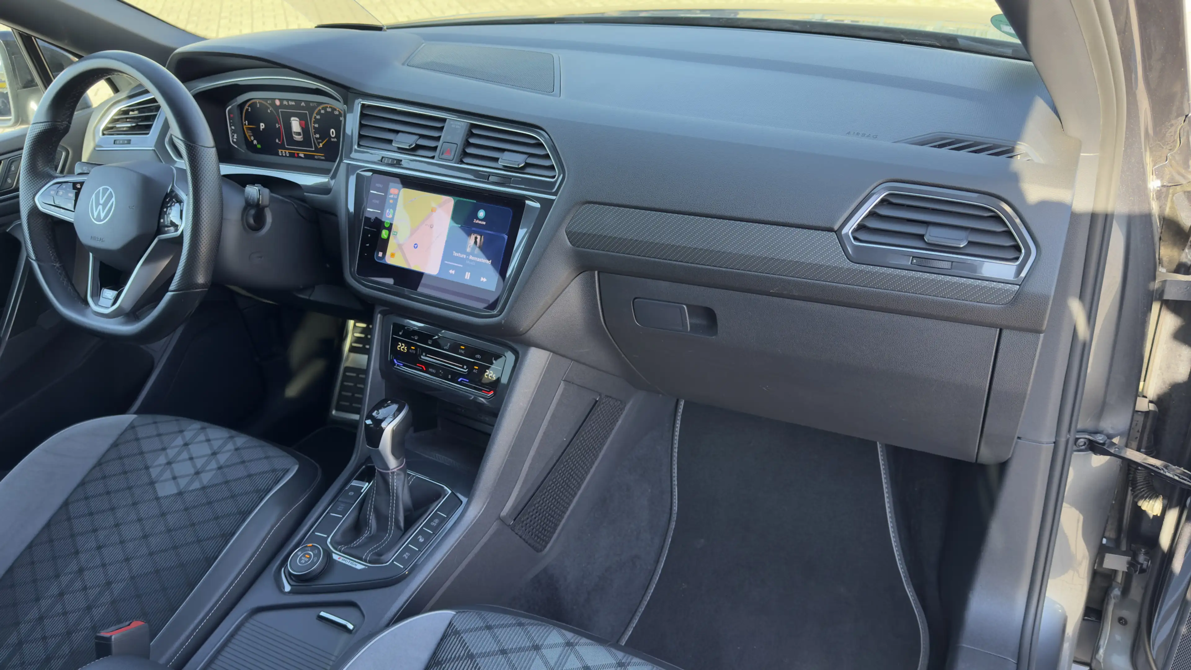 Volkswagen Tiguan Allspace 2.0TDI 2xR-Line 4Mo. HUD H&K 360 — photo 12