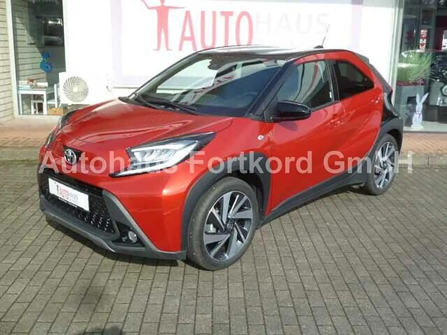 Toyota Aygo X Pulse Edition - LED, Navi, SZ, PDC, Alu 18' Rosso - 1