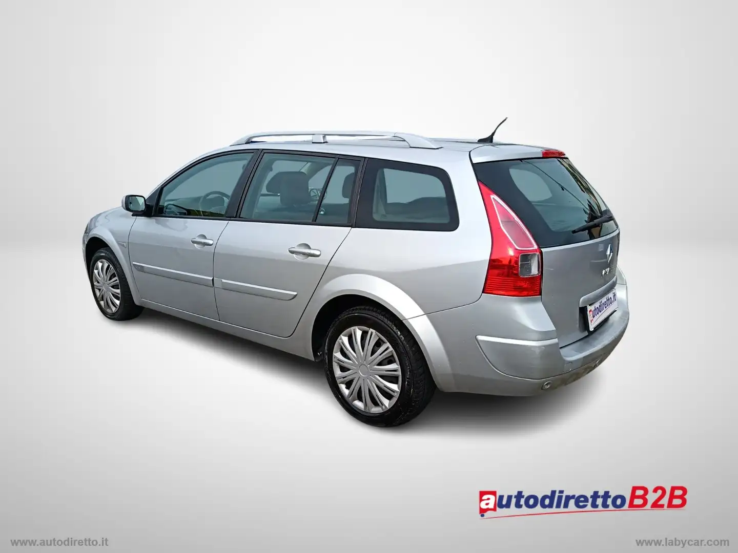 Renault Megane 1.5 dCi 110 CV Dynamique Gris - 2