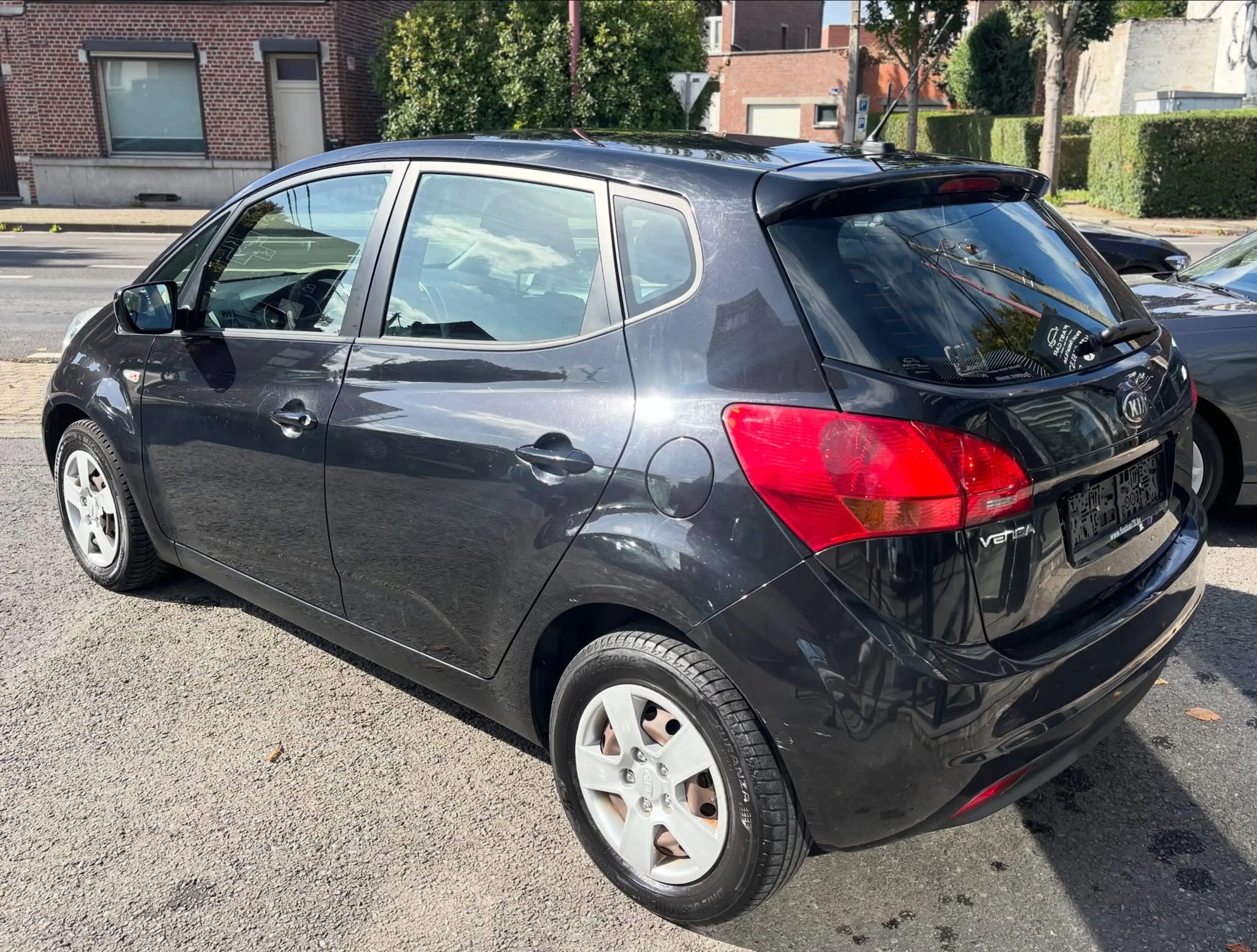 Kia Venga Venga 1.6i Mind — photo 2