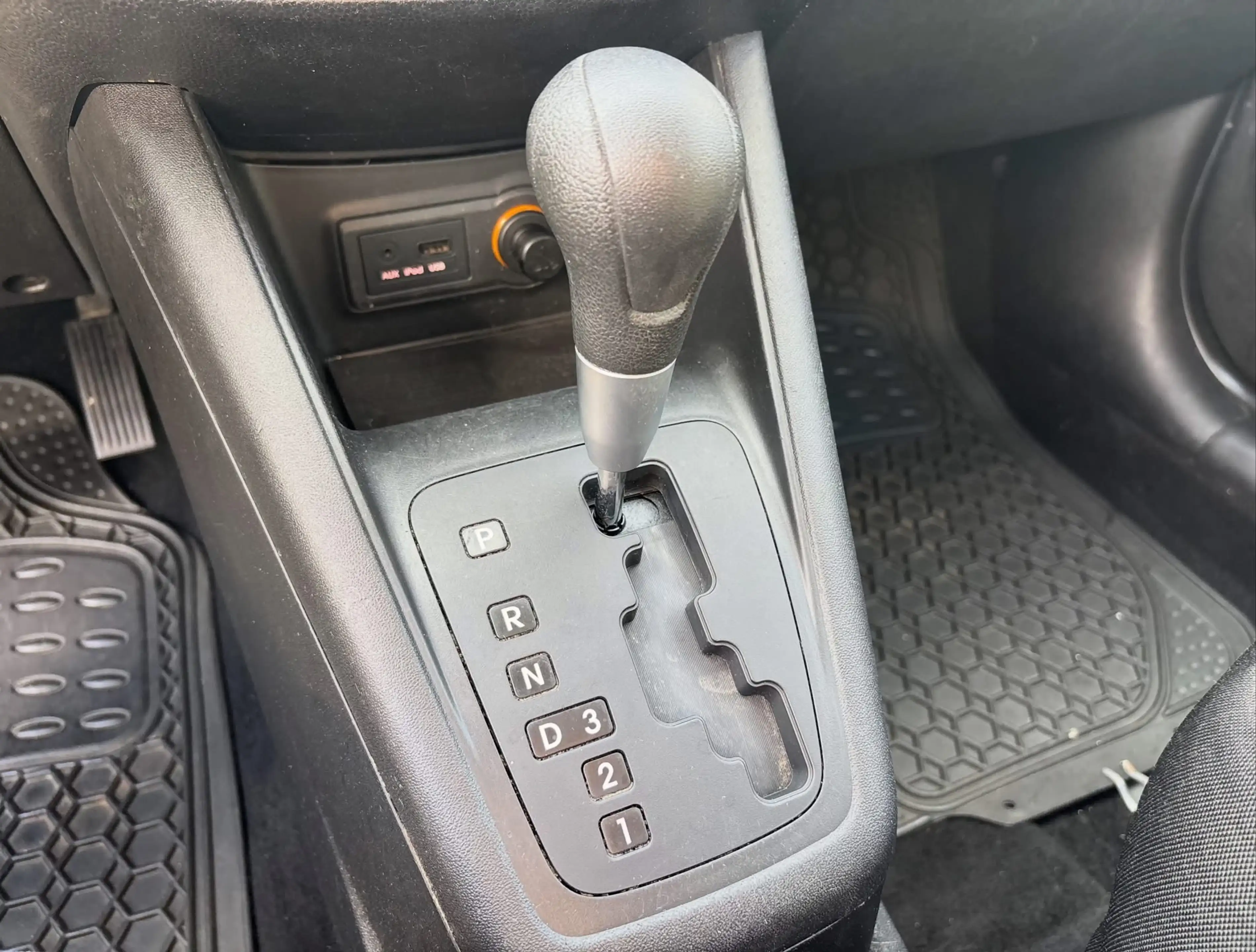 Kia Venga Venga 1.6i Mind — photo 9