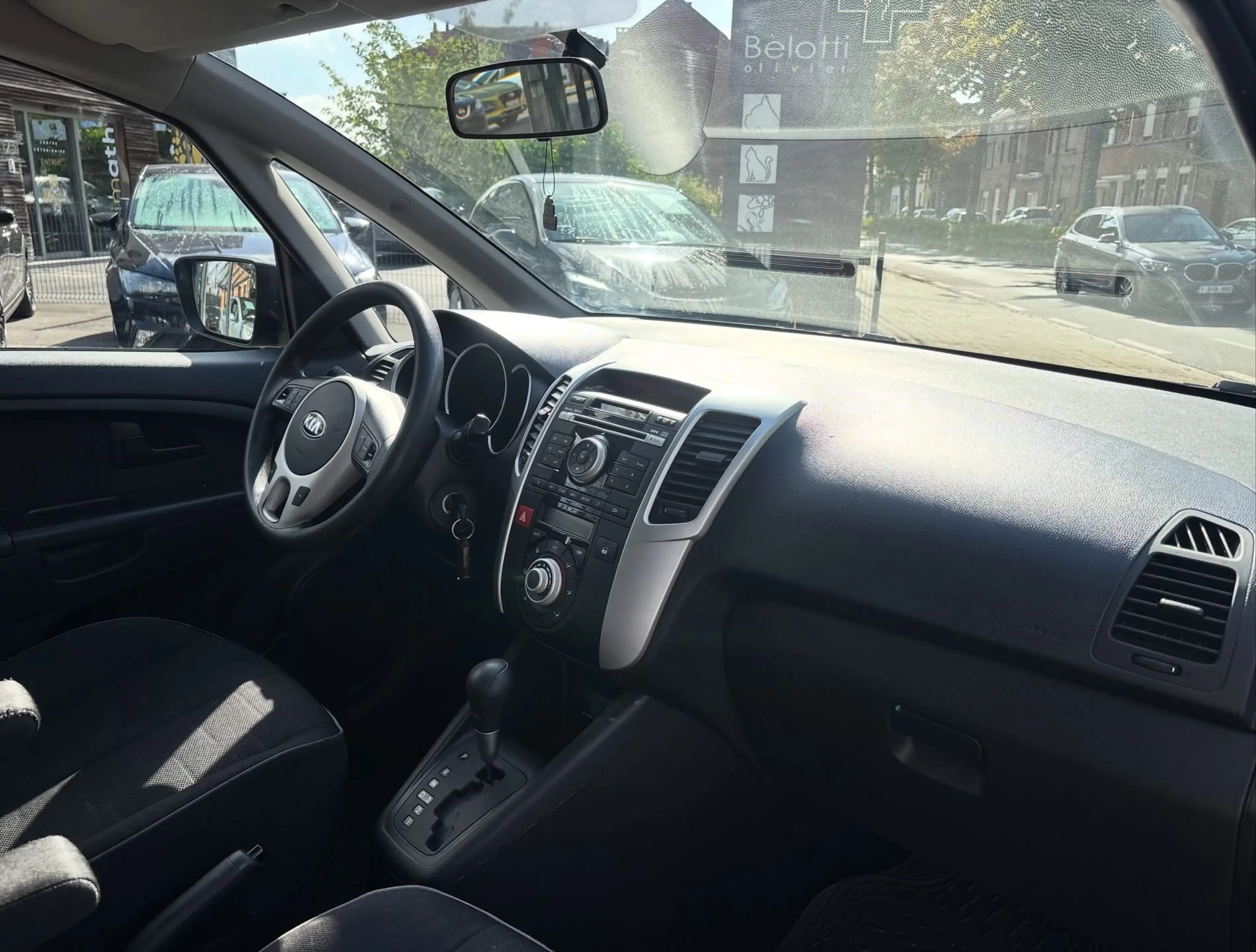 Kia Venga Venga 1.6i Mind — photo 6