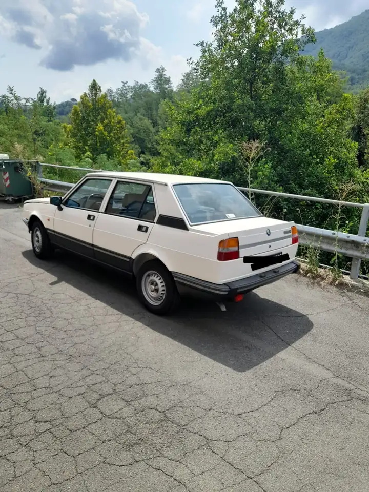 Alfa Romeo Giulietta 1.8, foto 2