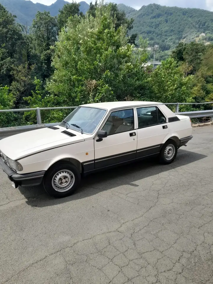 Alfa Romeo Giulietta 1.8, foto 1