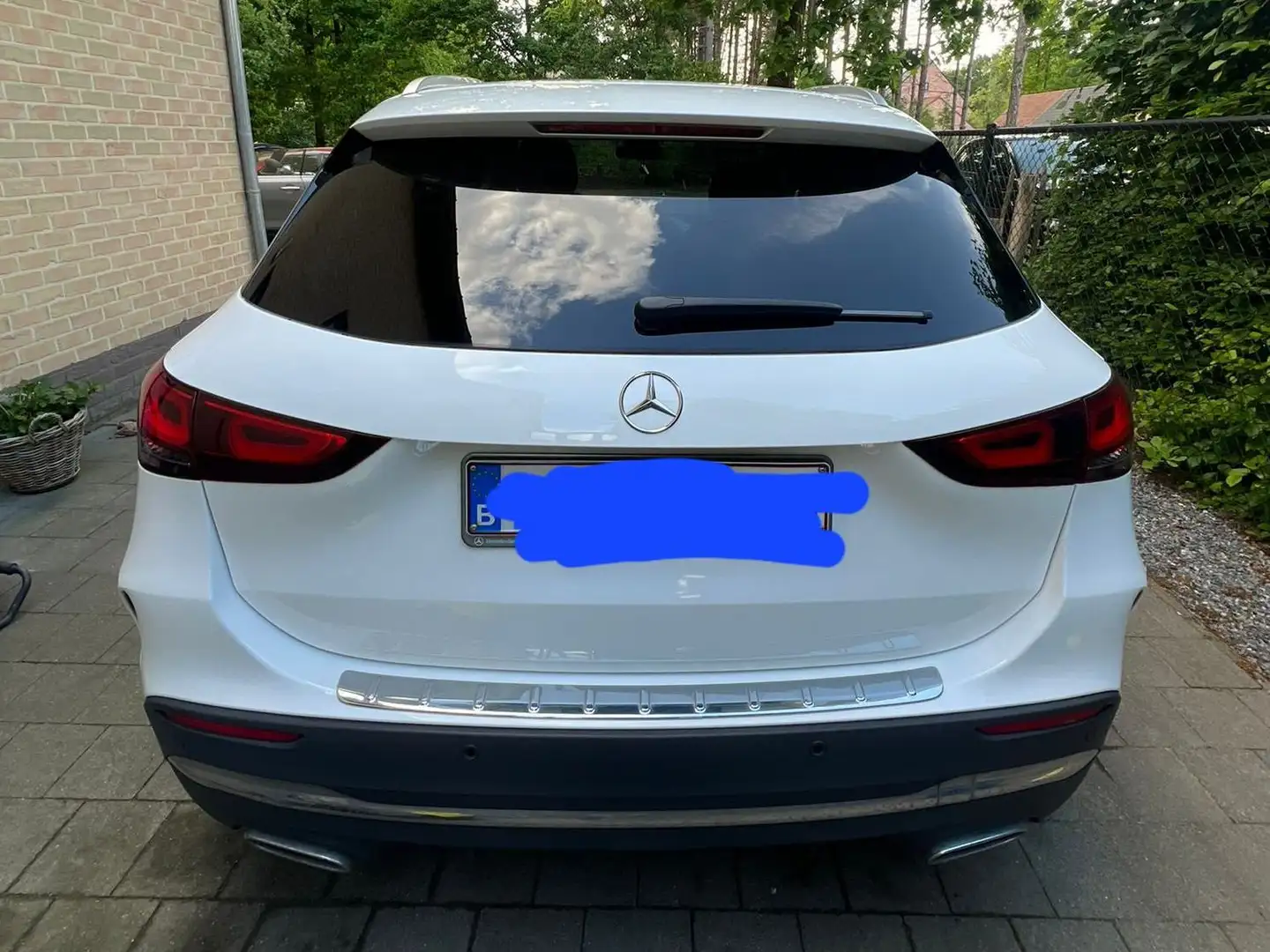 Mercedes-Benz GLA 180 GLA 180 7G-DCT AMG Line Wit - 1