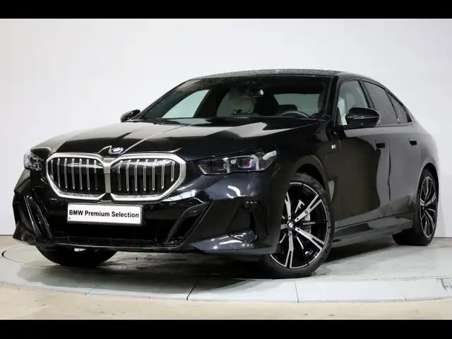 BMW 550 e xDrive Berline Kit M Sport
