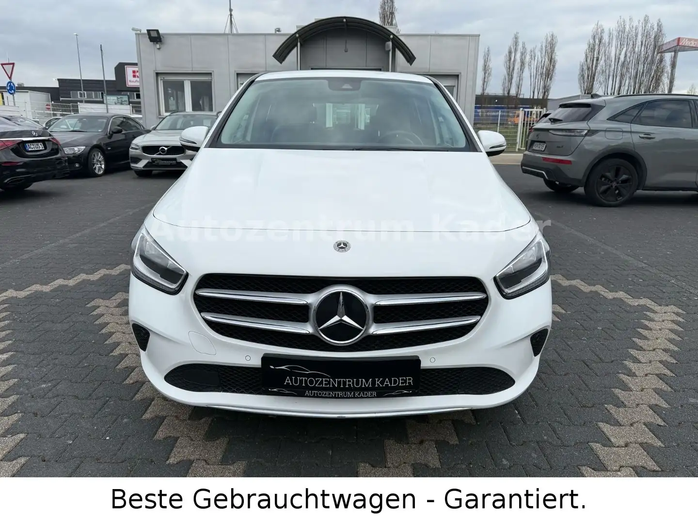 Mercedes-Benz B 200 d*Progressive*1.Hand*AHK*R-Kam*Navi*Abstan Weiß - 2