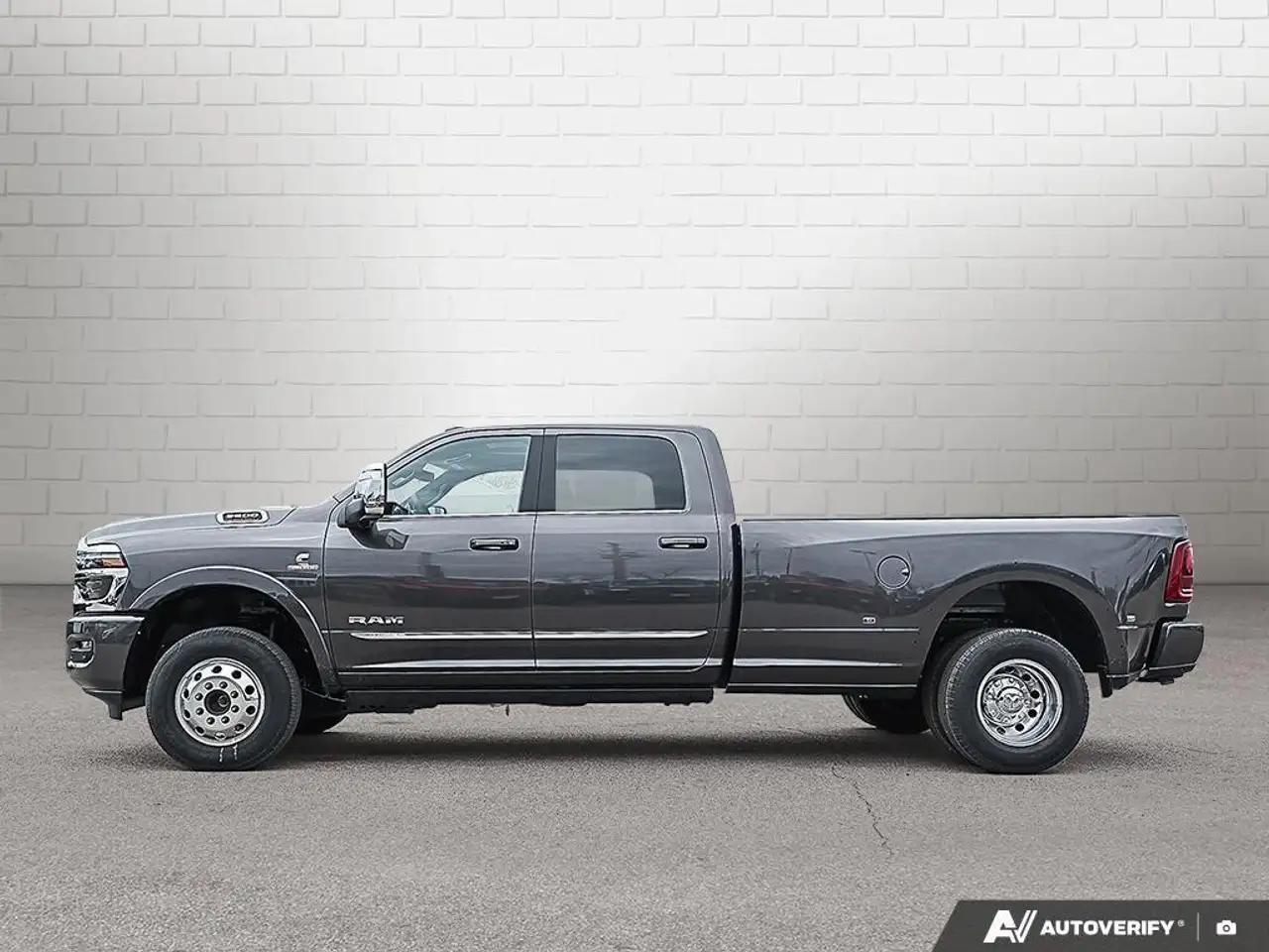 RAM 3500 снимка RAM 3500