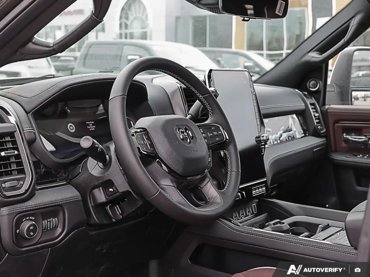 RAM 3500 снимка RAM 3500