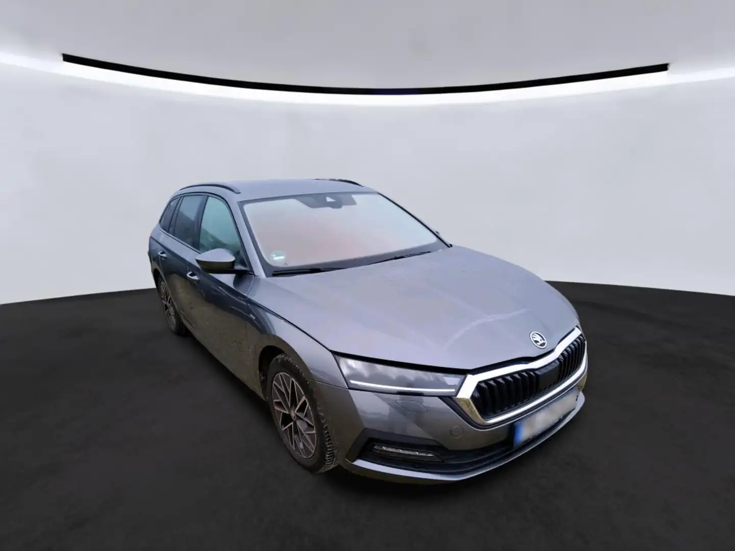 Skoda Octavia Combi 2.0 TDI DSG Clever Rear-View, LED Grau - 2