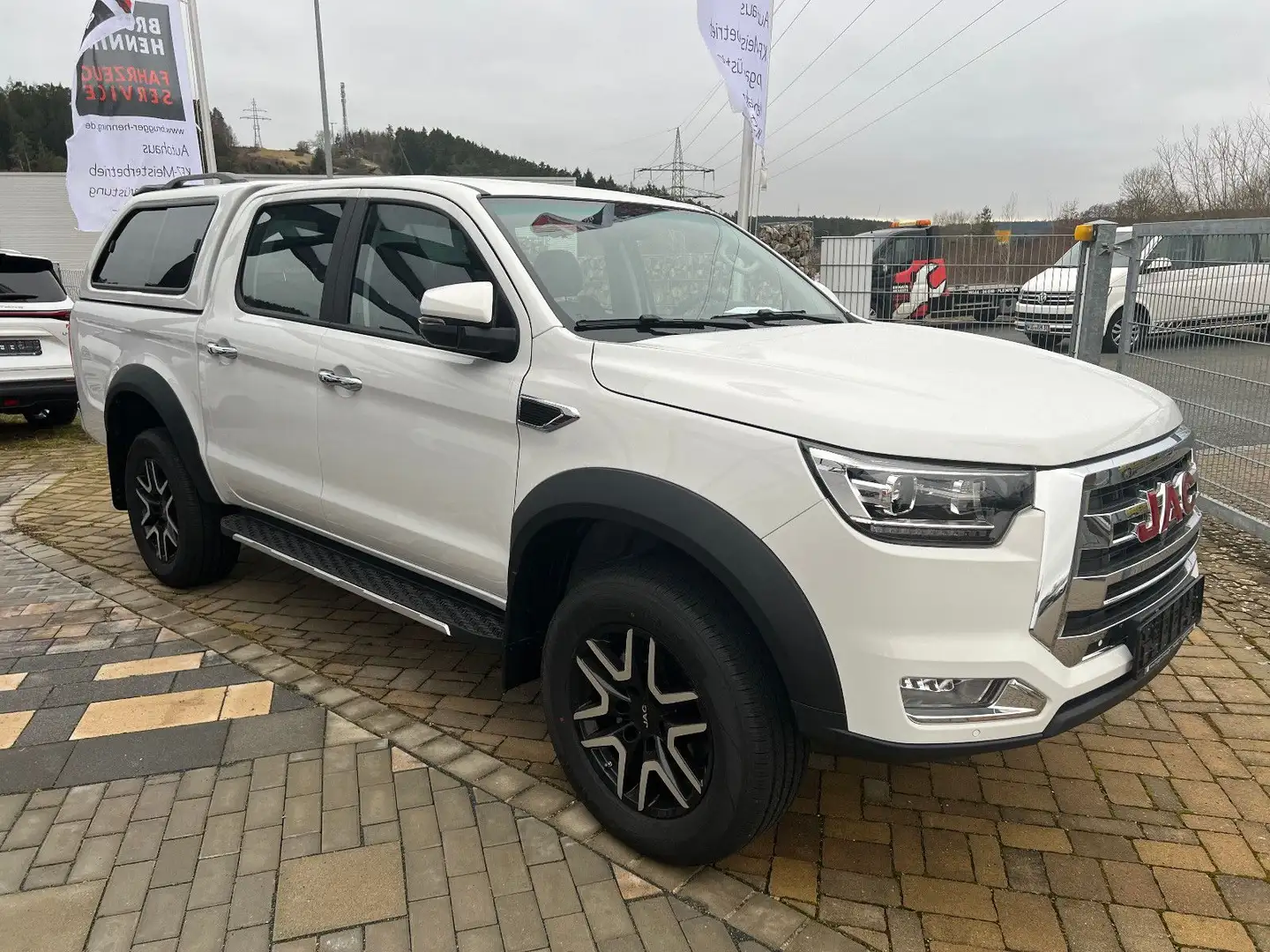 JAC 8 Pro 8 Pick Up Doka,4x4,Hardtop,Xenon,360°Kam Белый - 2