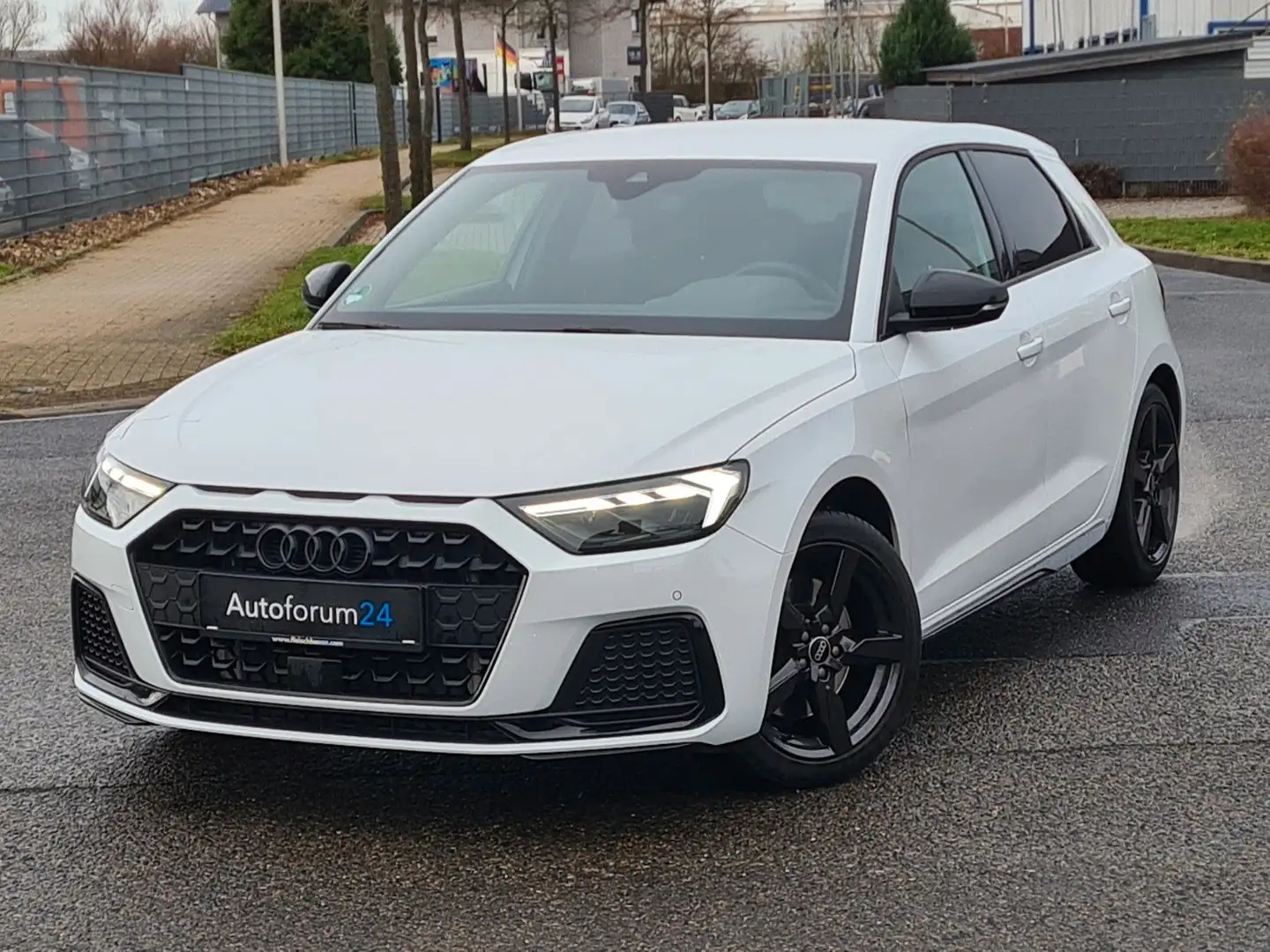 Audi A1 Sportback 30 TFSI advanced*1.Hand*Autom.* Weiß - 1