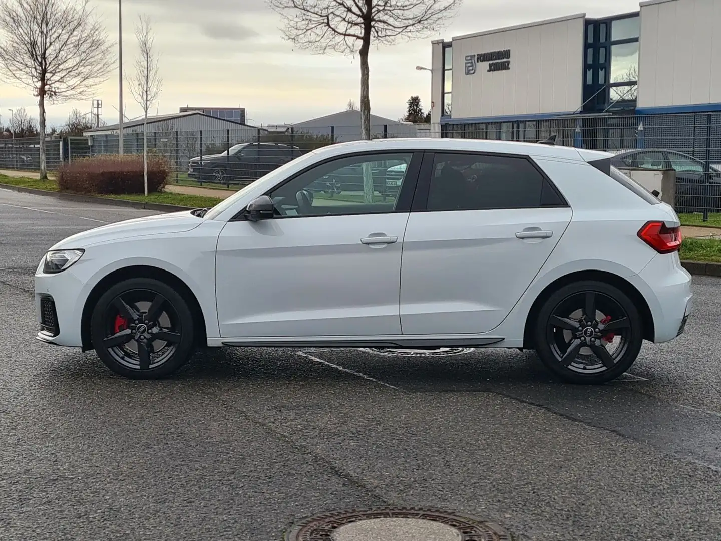 Audi A1 Sportback 30 TFSI advanced*1.Hand*Autom.* Weiß - 2
