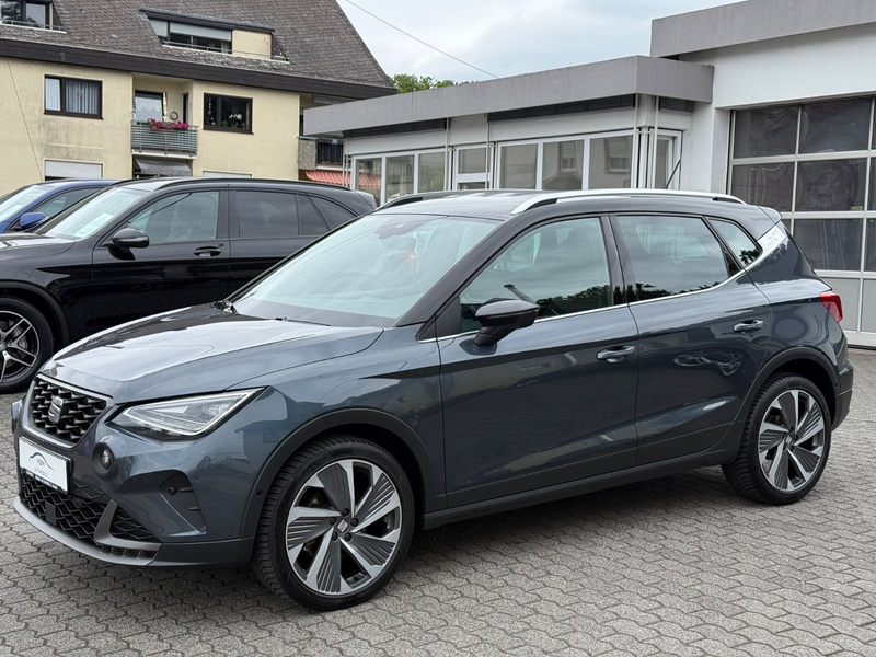 SEAT Arona FR DSG Virtual.C ACC Kamera LED Beats Navi — photo 4