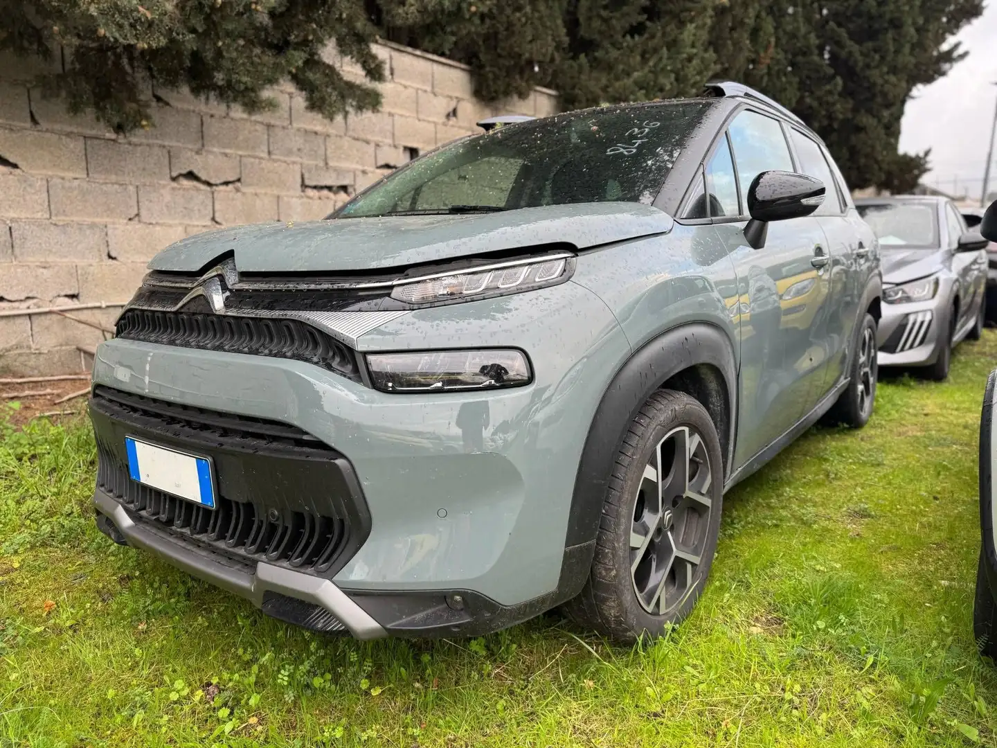 Citroen C3 Aircross PureTech 130 S&S EAT6 Shine Pack Zielony - 1