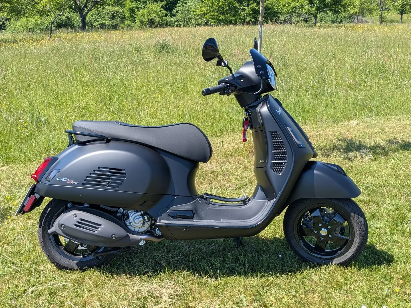 Vespa GTS 300 Vespa GTS 300 Notte *Ltd. Edition* + BGM Fahrwerk Negru - 2