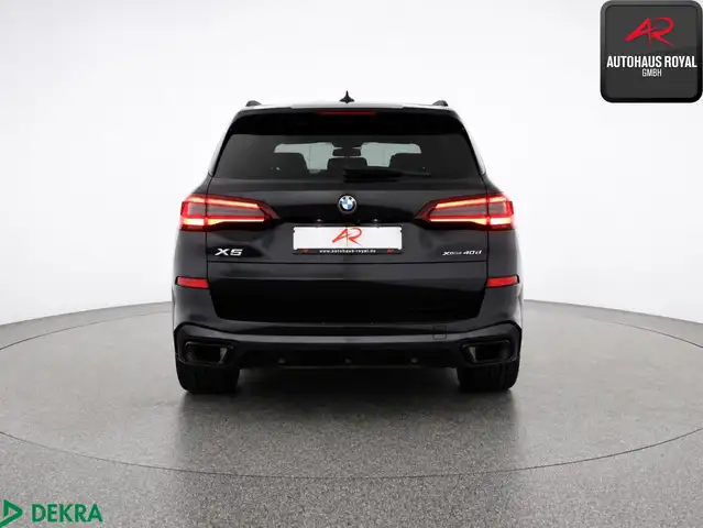 BMW X5 view 4