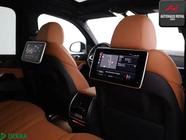 BMW X5 view 13