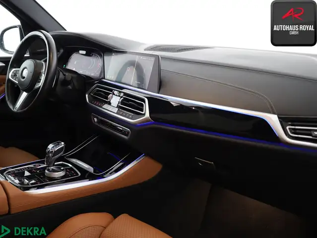 BMW X5 view 10