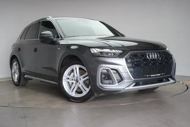 Audi Q5 main image