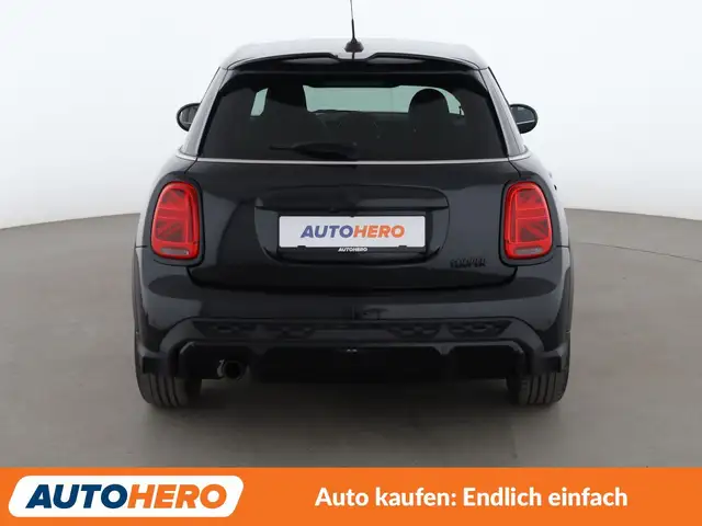 Mini Cooper Cooper view 5