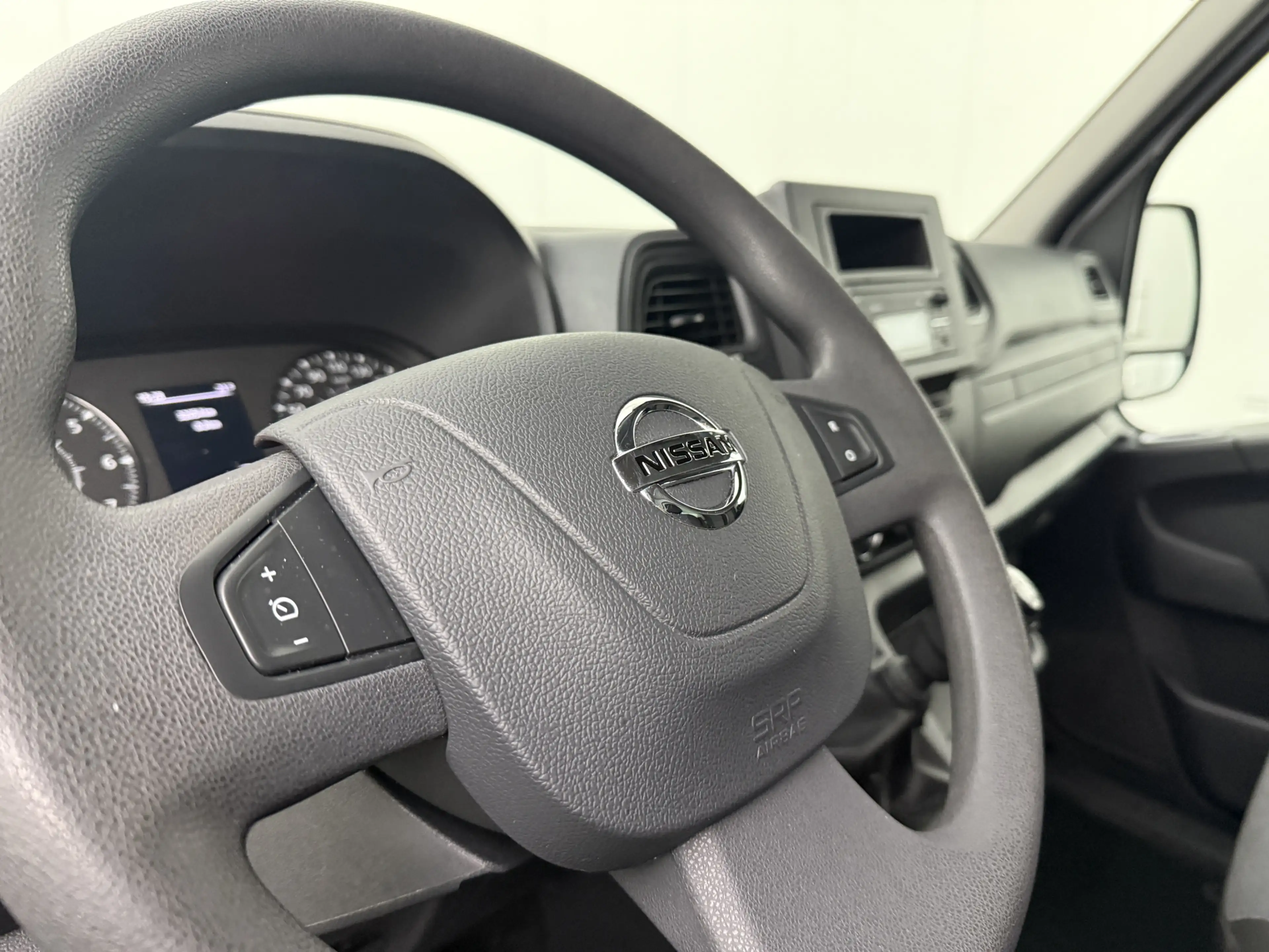 Nissan Interstar 2.3DCI 165PK Dubbellucht Bakwagen+Laadklep | Daksp — photo 15