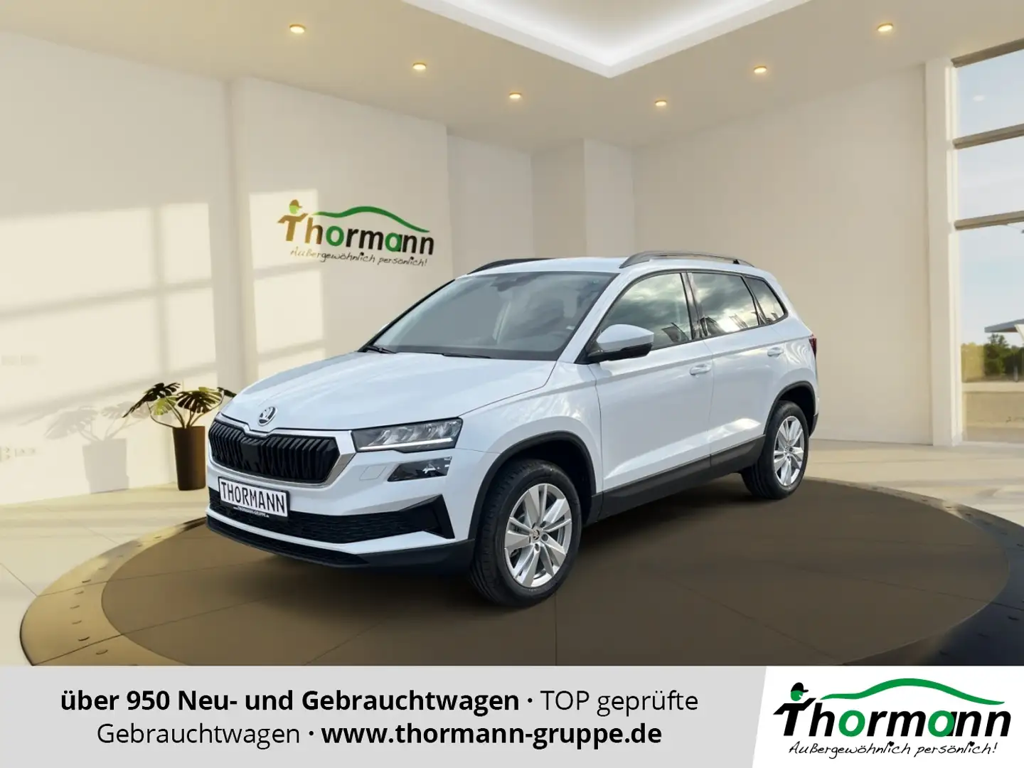 Skoda Karoq Selection 1.5 TSI ACT ACC el.Heck LM KAM Weiß - 1