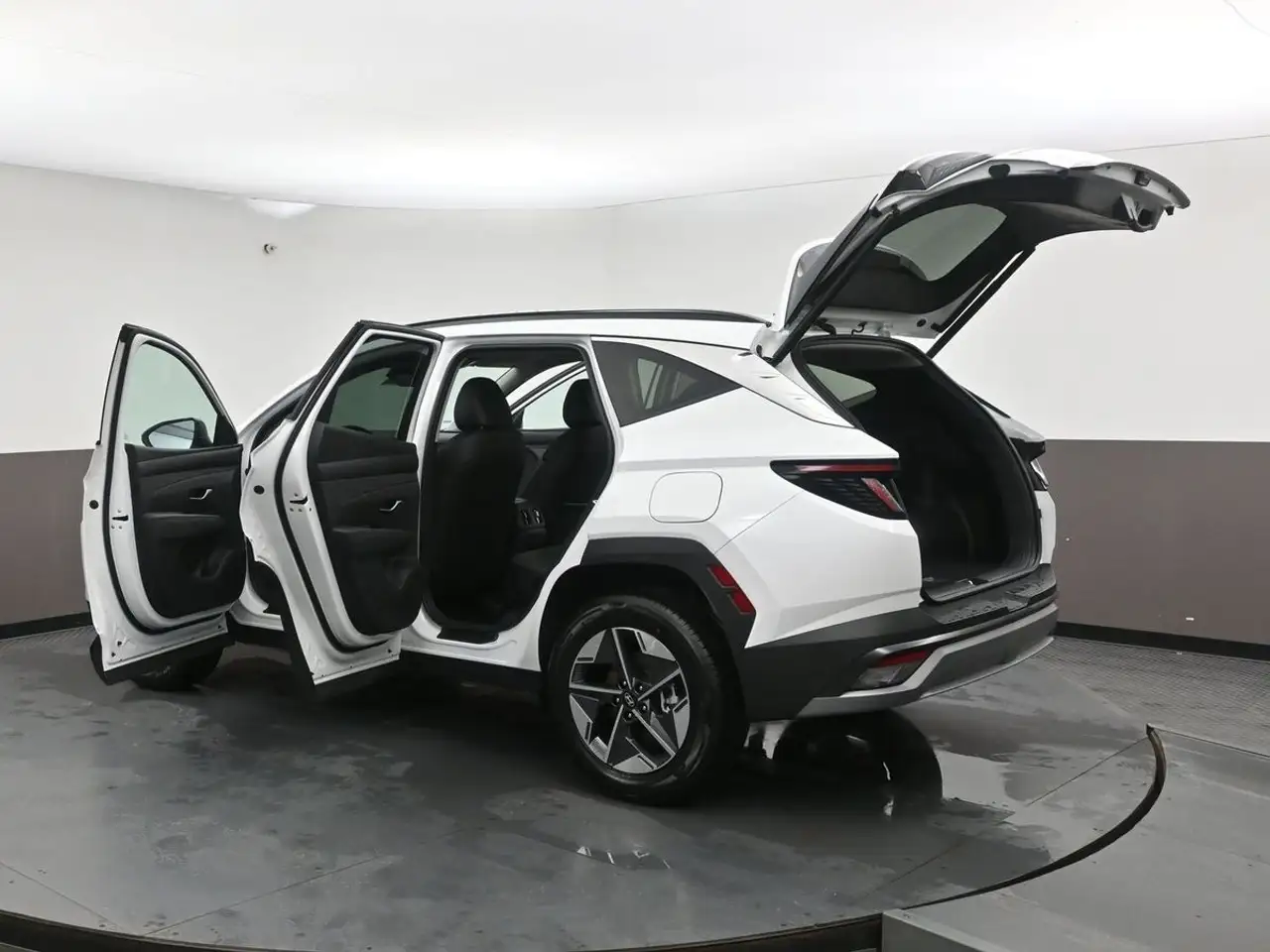 Hyundai TUCSON снимка Hyundai TUCSON