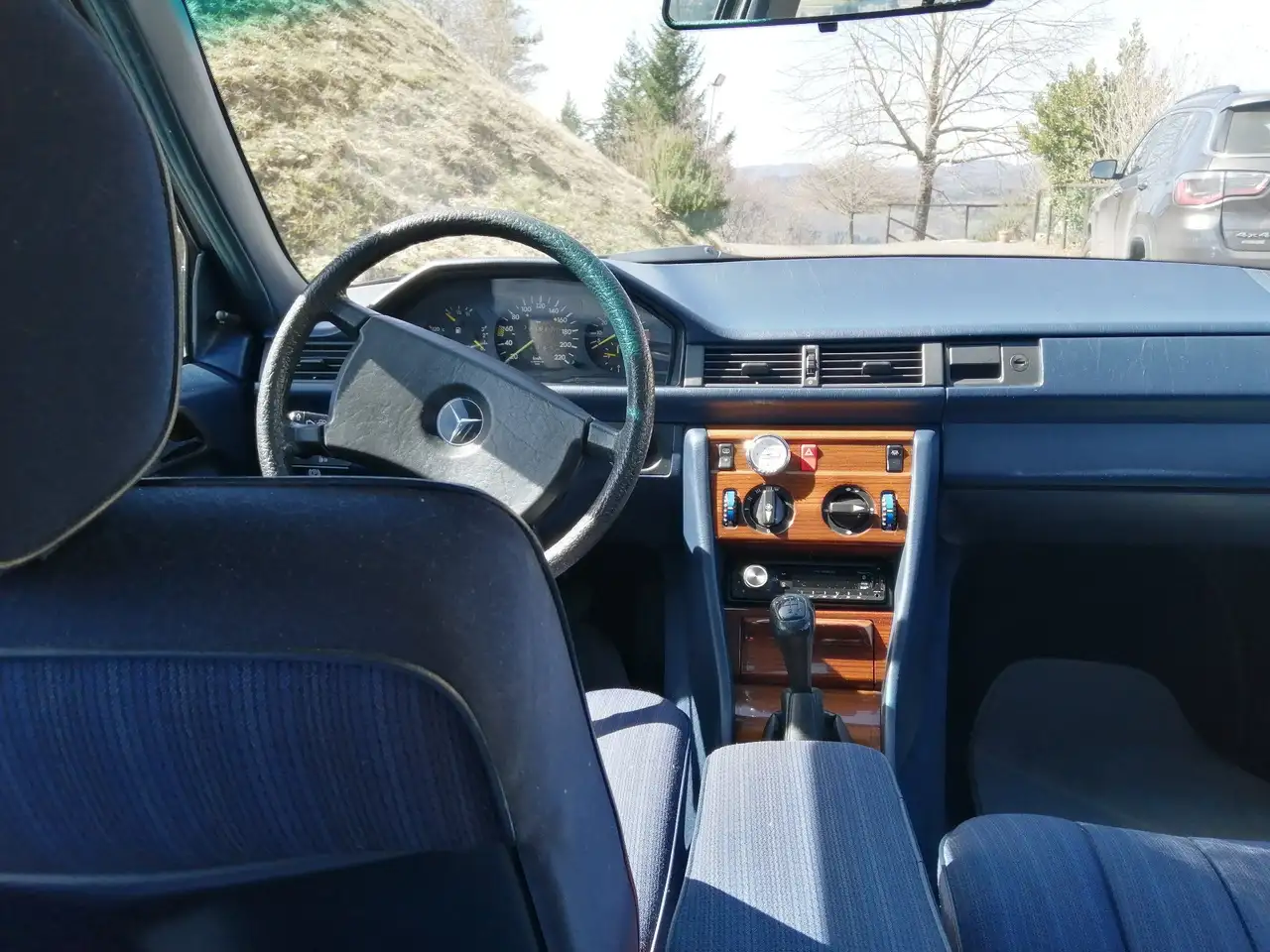 Mercedes-Benz 200 Berlina, foto 7