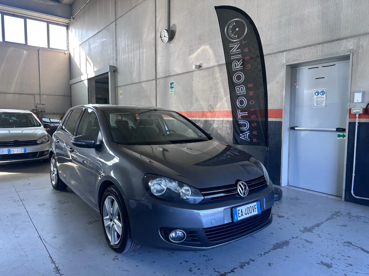 Volkswagen Golf Golf VI 2010 5p 1.2 GPL Trendline Grau - 1