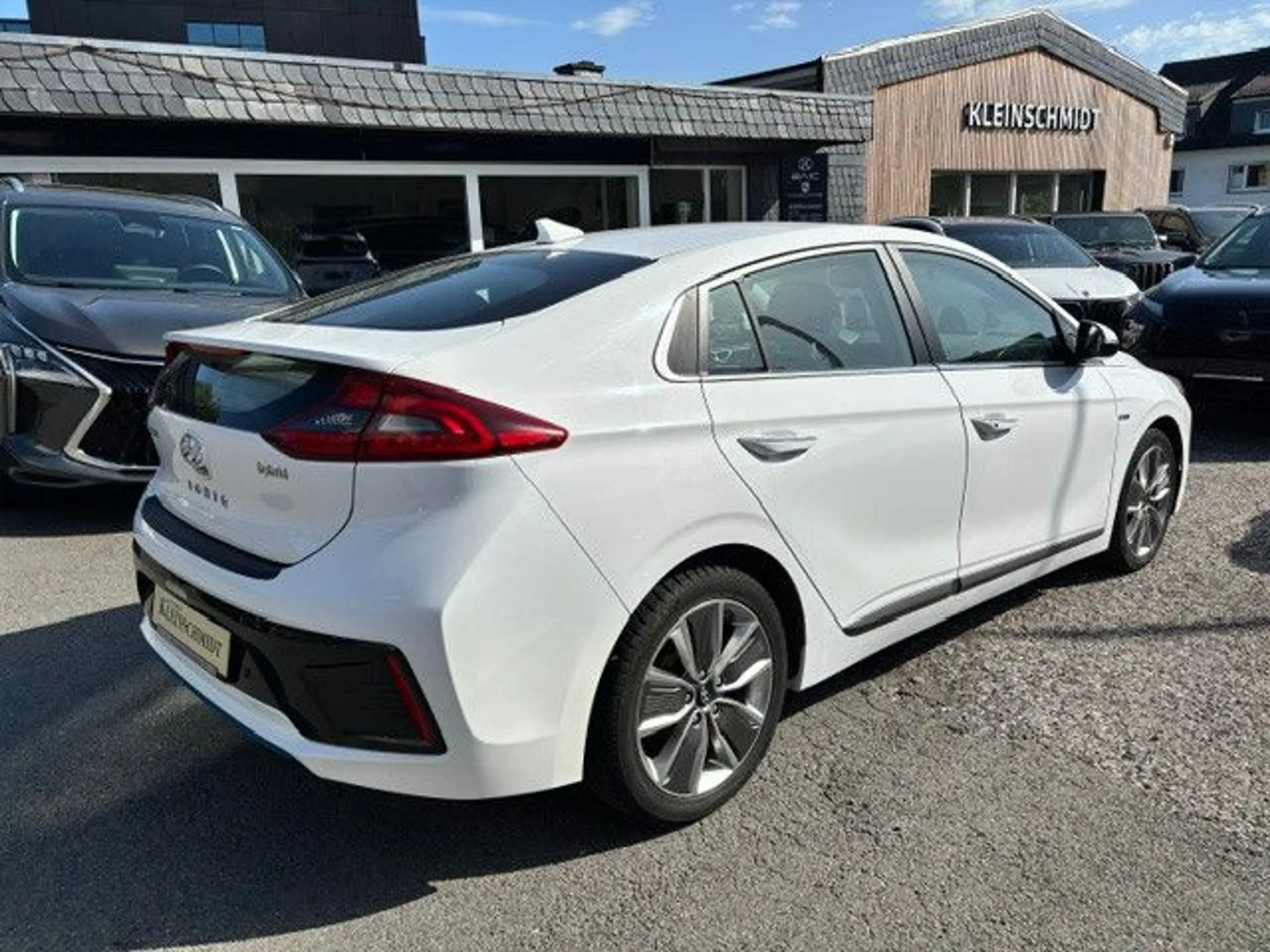 Hyundai IONIQ Ioniq Premium Hybrid Leder Smart Key 2.Hd — photo 4