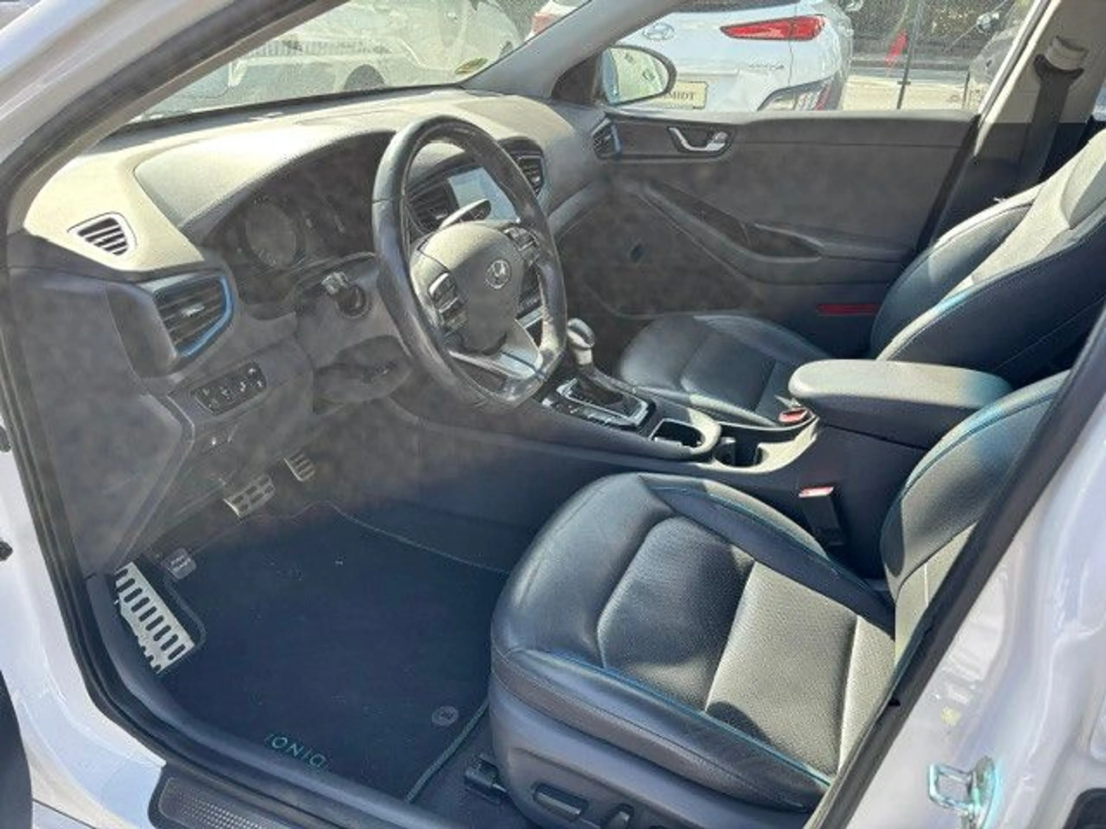 Hyundai IONIQ Ioniq Premium Hybrid Leder Smart Key 2.Hd — photo 7