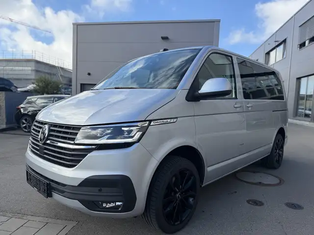 Volkswagen T6 Caravelle 2,0TDI DSG LED NAVI 2x Schiebetür