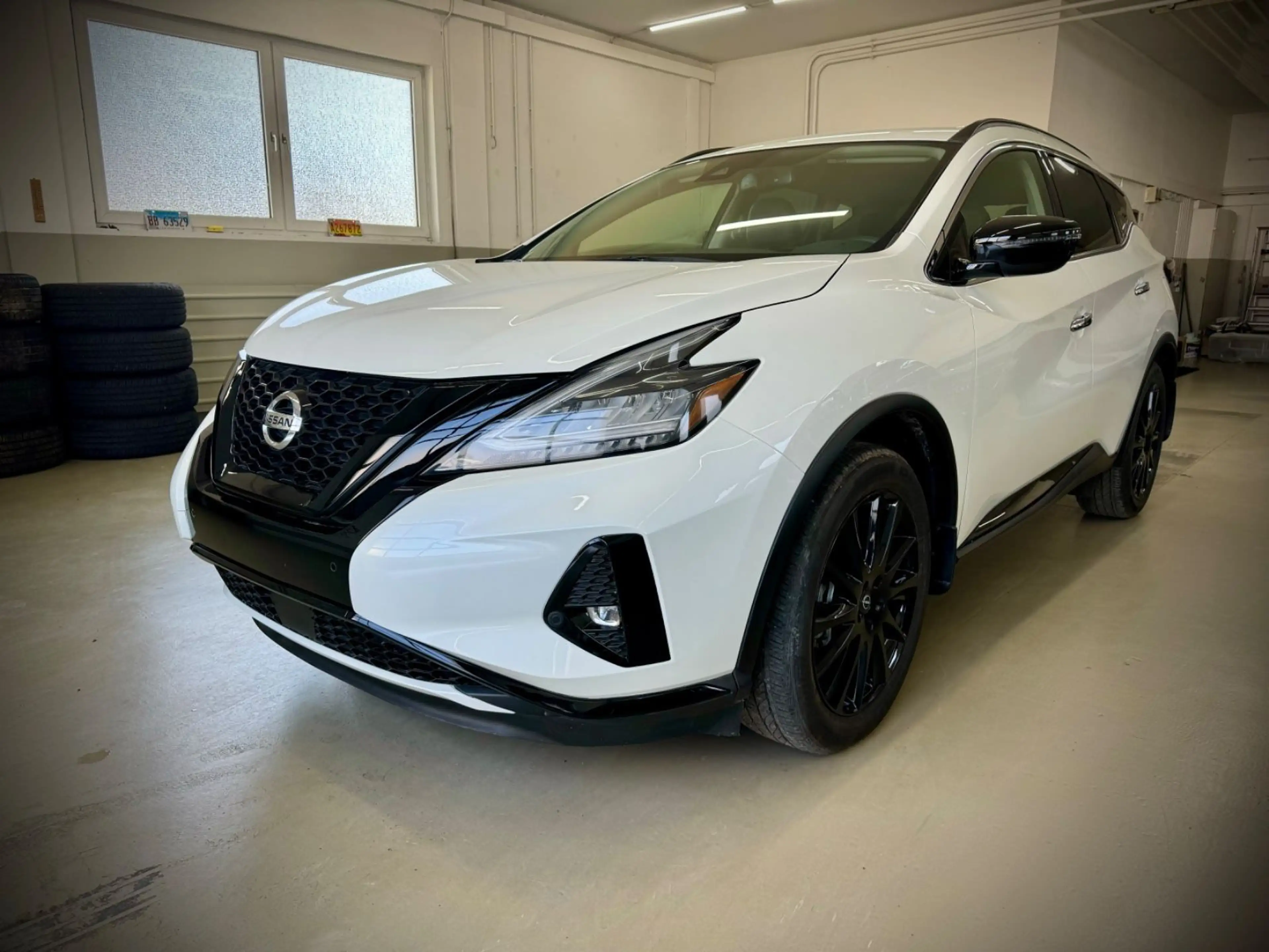 Nissan Murano /Midnight/AWD
