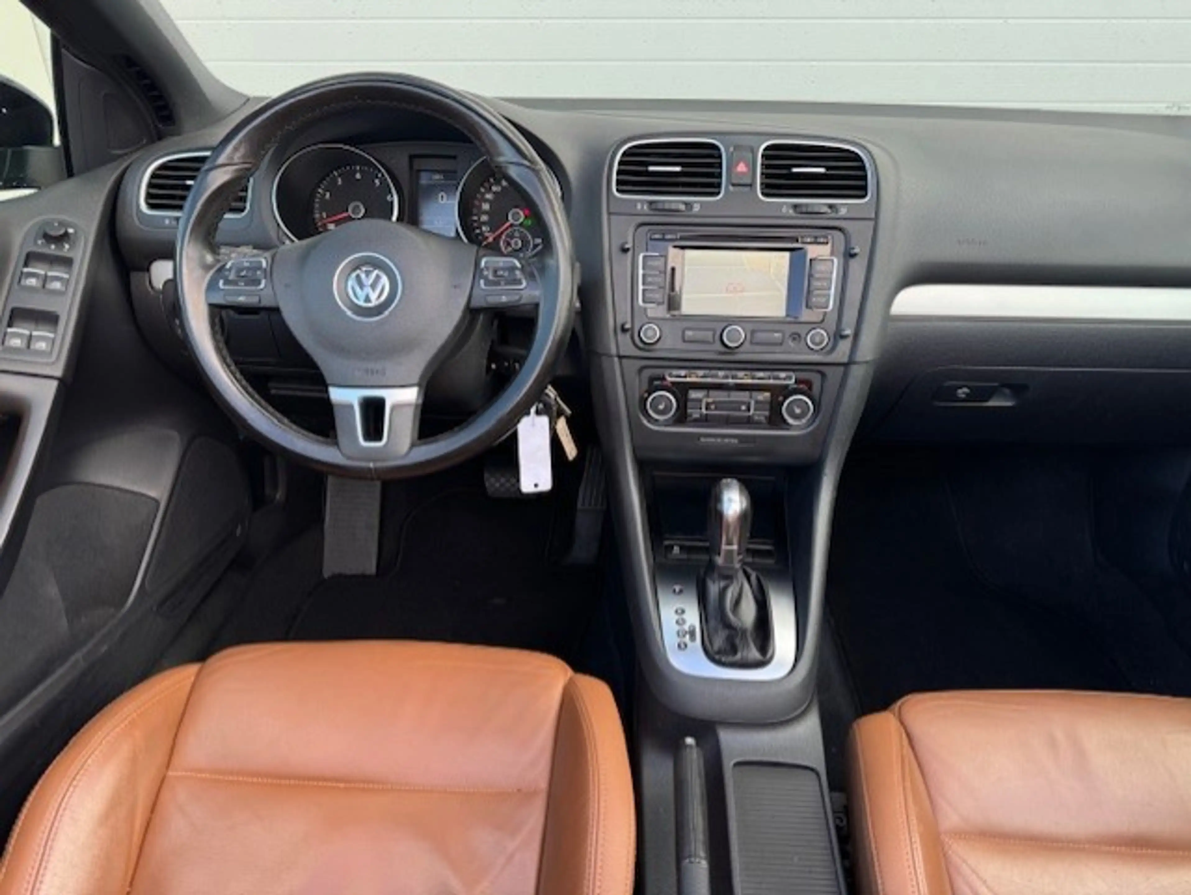 Volkswagen Golf Cabriolet 1.4 TSI -DSG - LED - Leder -Cruise — photo 11